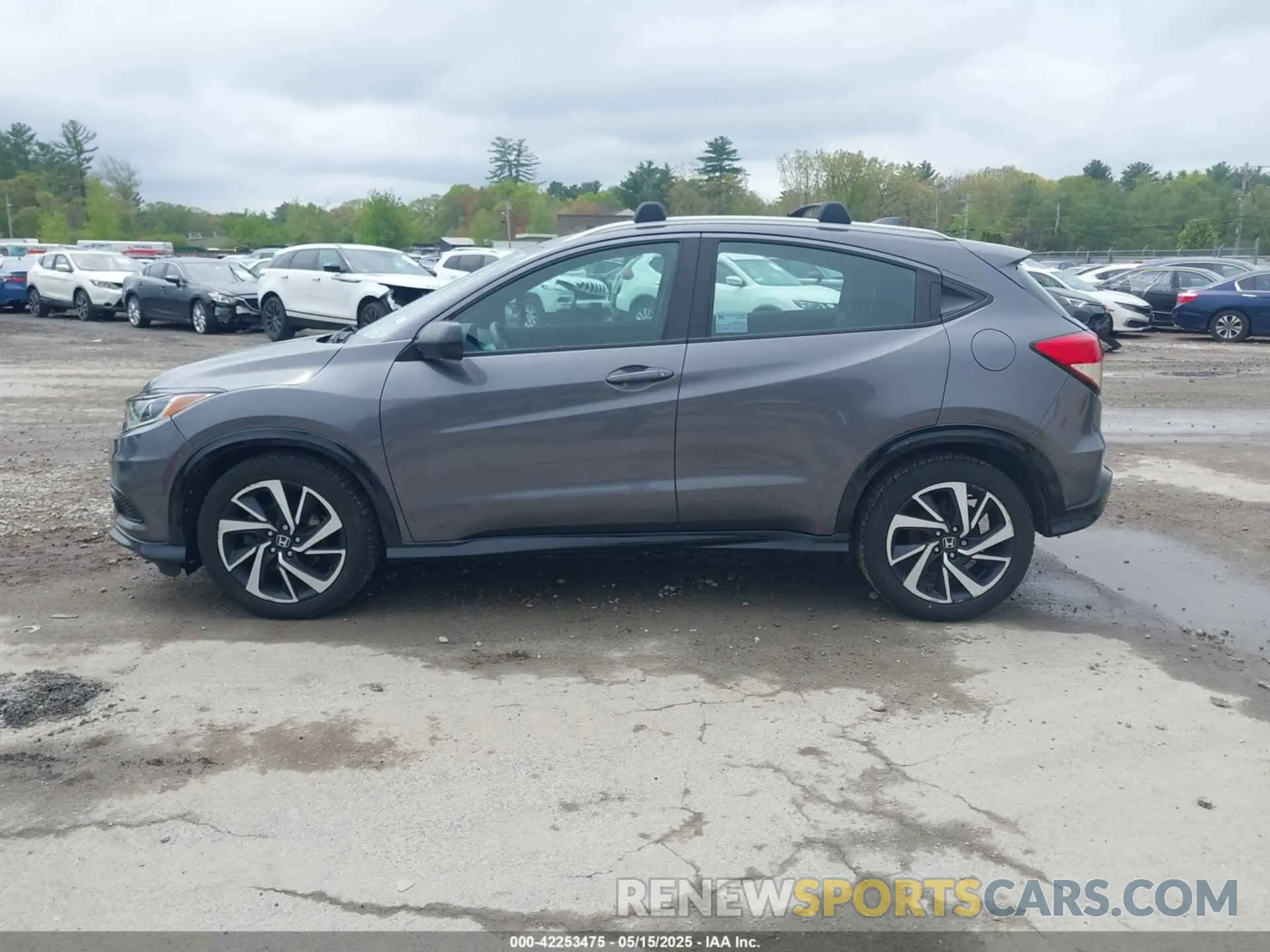 14 fotografías del automóvil dañado 3CZRU6H16KG702926 HONDA HR-V 2019