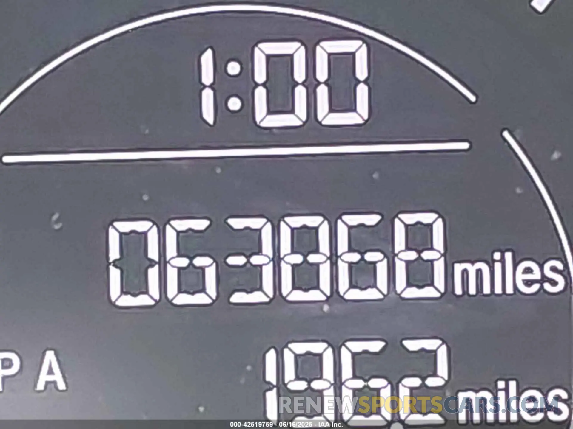 16 fotografías del automóvil dañado 3CZRU6H16KG726157 HONDA HR-V 2019