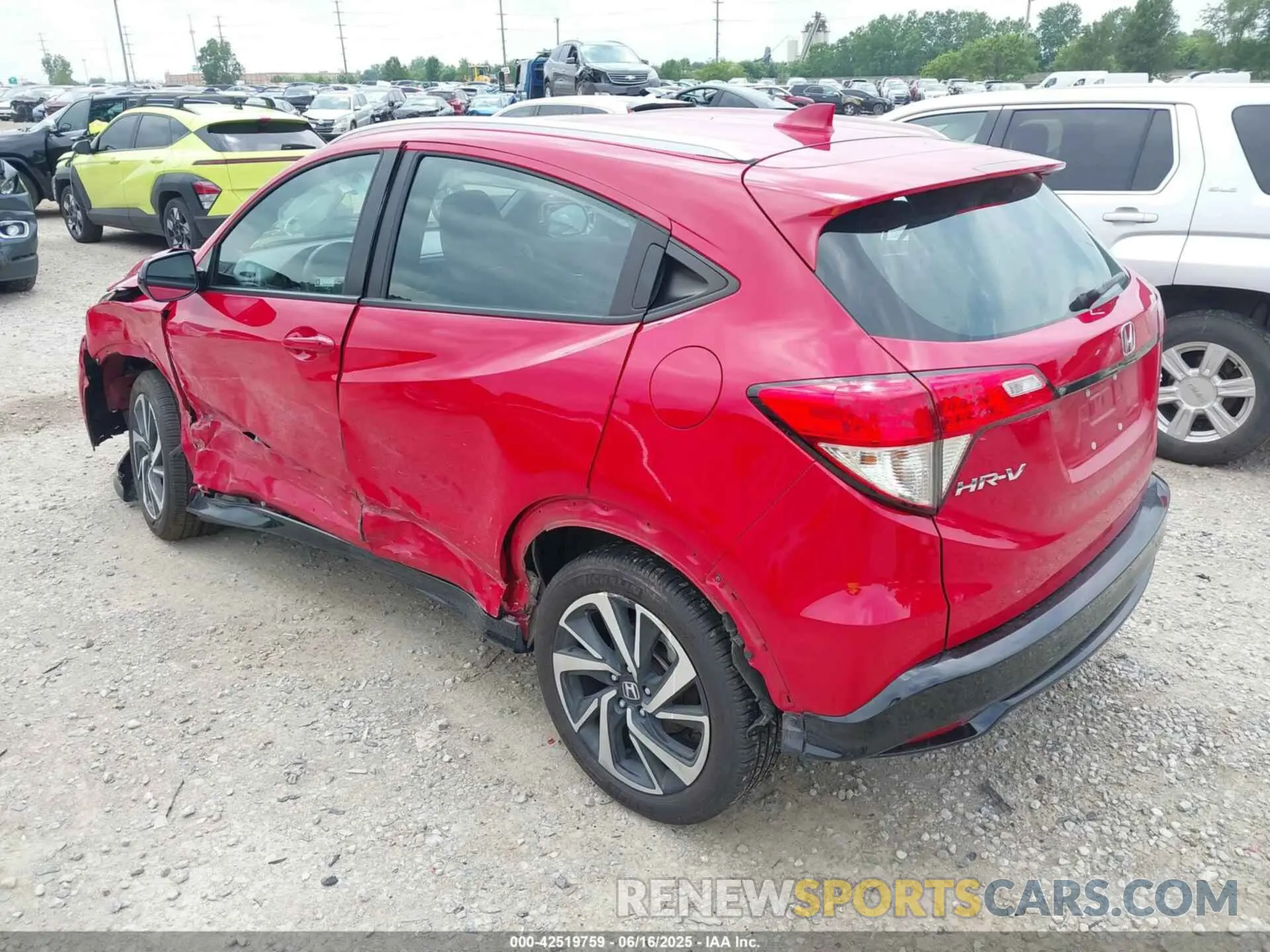 3 fotografías del automóvil dañado 3CZRU6H16KG726157 HONDA HR-V 2019
