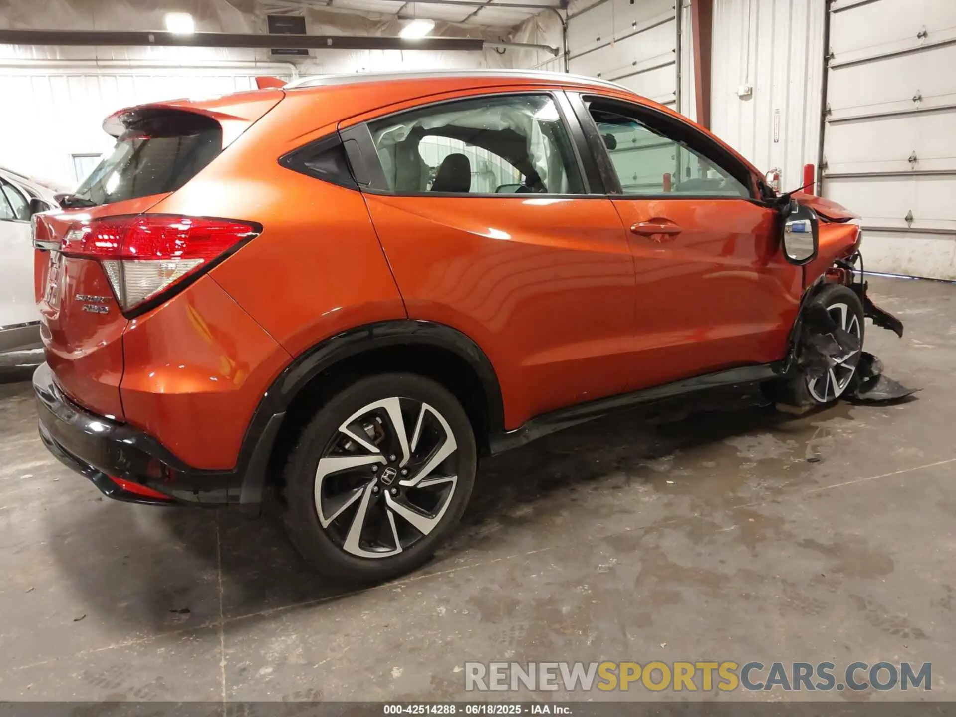 4 fotografías del automóvil dañado 3CZRU6H18KG713555 HONDA HR-V 2019