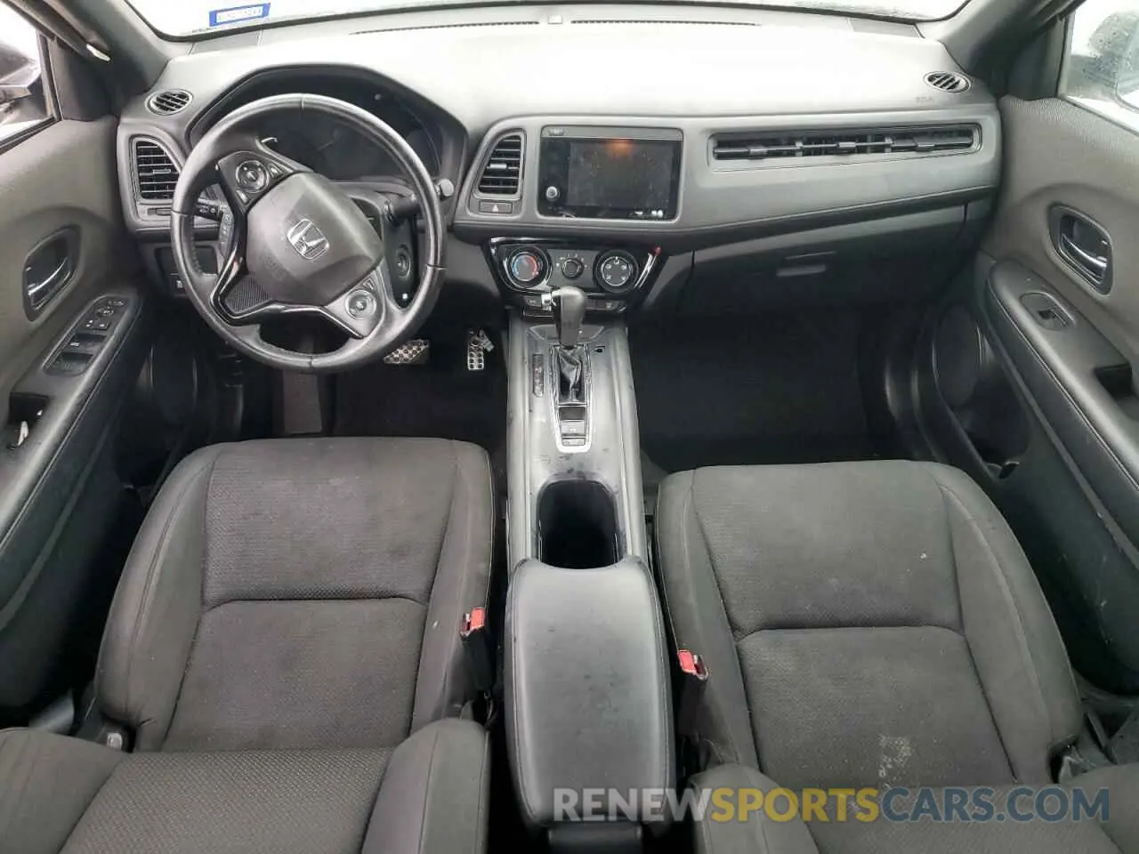 8 fotografías del automóvil dañado 3CZRU6H18KM706204 HONDA HR-V 2019