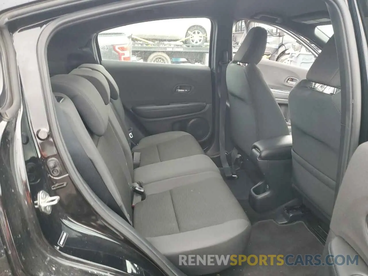 11 fotografías del automóvil dañado 3CZRU6H19KG724953 HONDA HR-V 2019