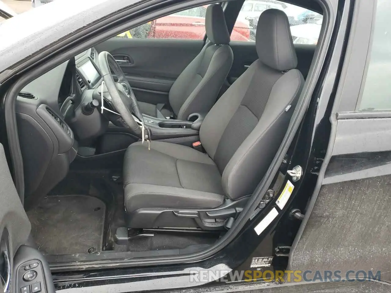 7 fotografías del automóvil dañado 3CZRU6H19KG724953 HONDA HR-V 2019