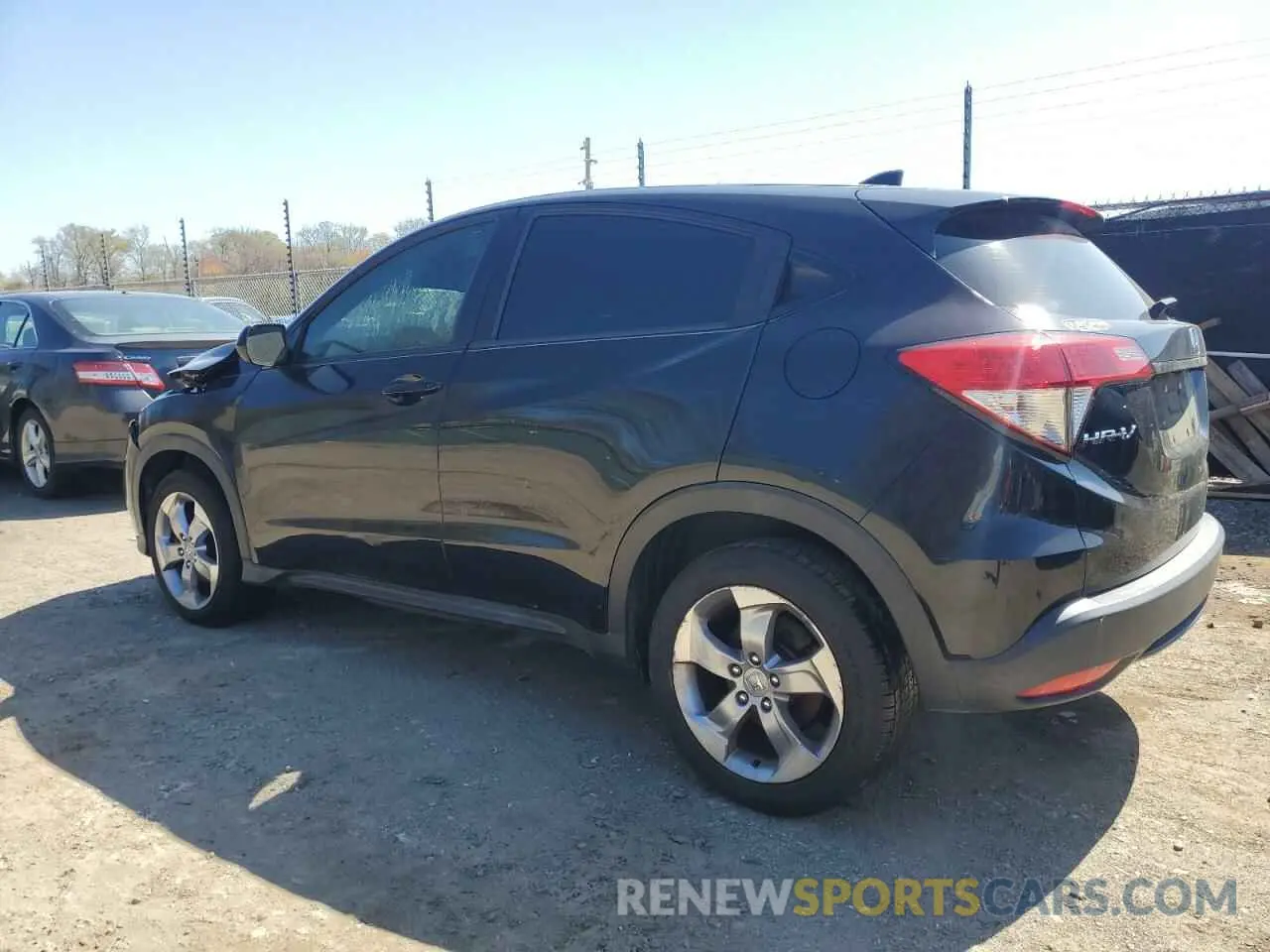 2 fotografías del automóvil dañado 3CZRU6H30KG724616 HONDA HR-V 2019