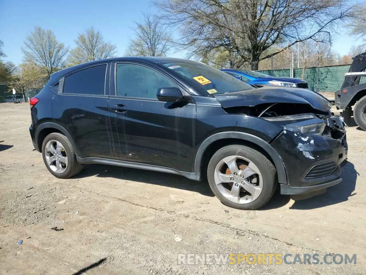 4 fotografías del automóvil dañado 3CZRU6H30KG724616 HONDA HR-V 2019