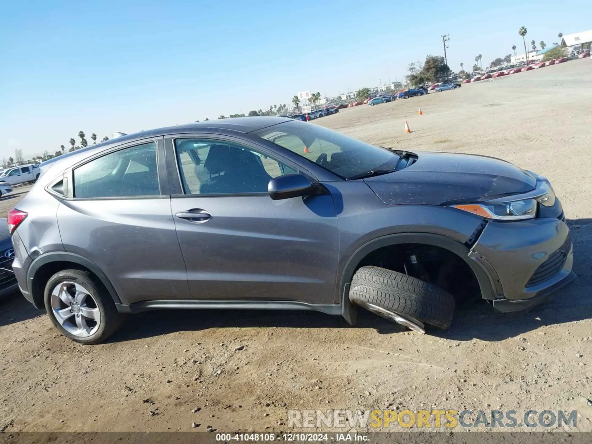 13 fotografías del automóvil dañado 3CZRU6H31KG725063 HONDA HR-V 2019