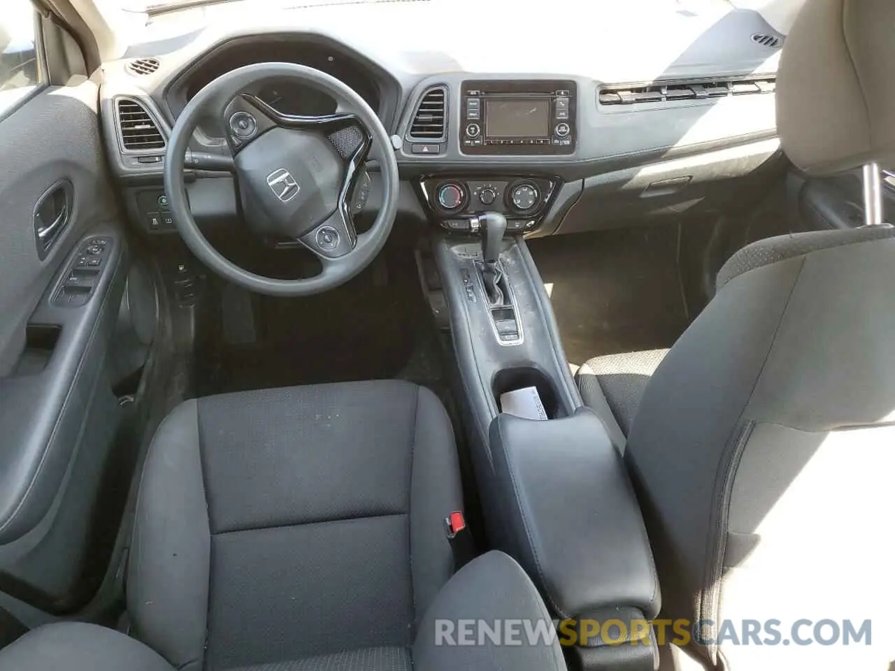 8 fotografías del automóvil dañado 3CZRU6H31KG728173 HONDA HR-V 2019