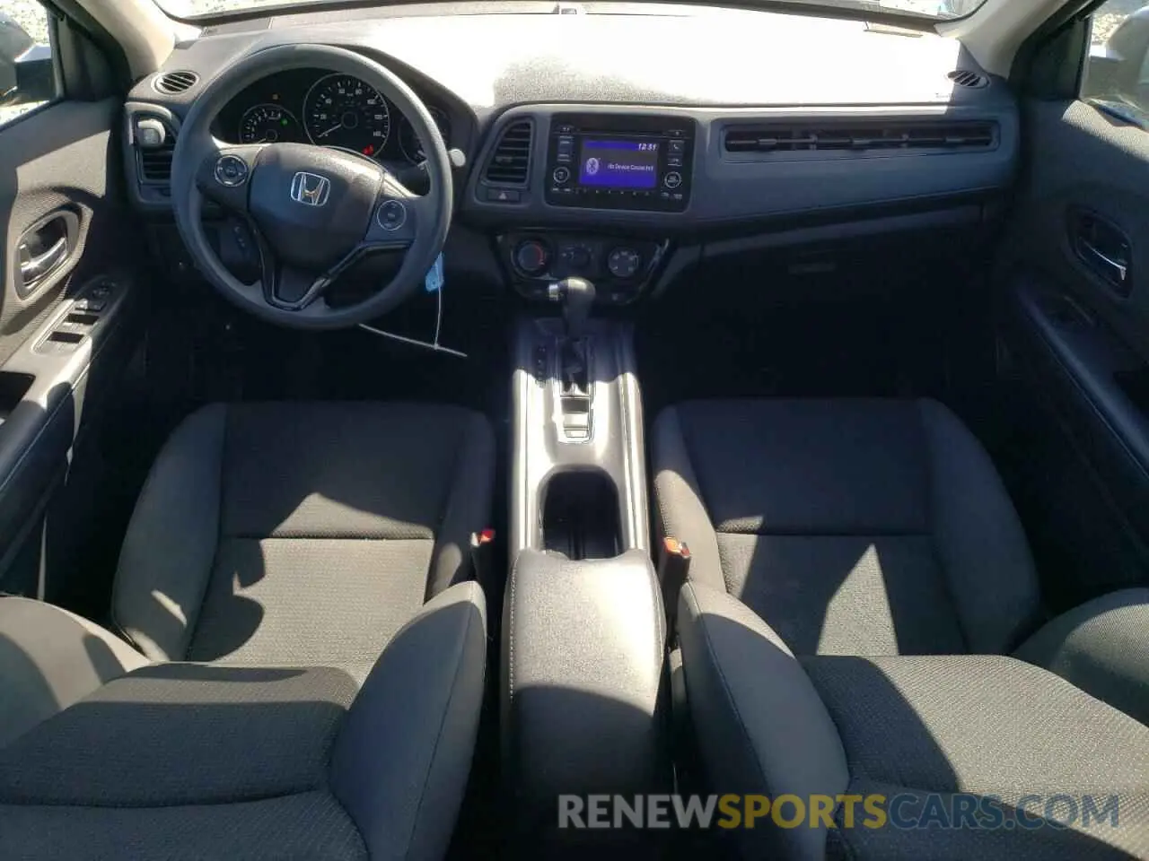 8 fotografías del automóvil dañado 3CZRU6H31KG729999 HONDA HR-V 2019