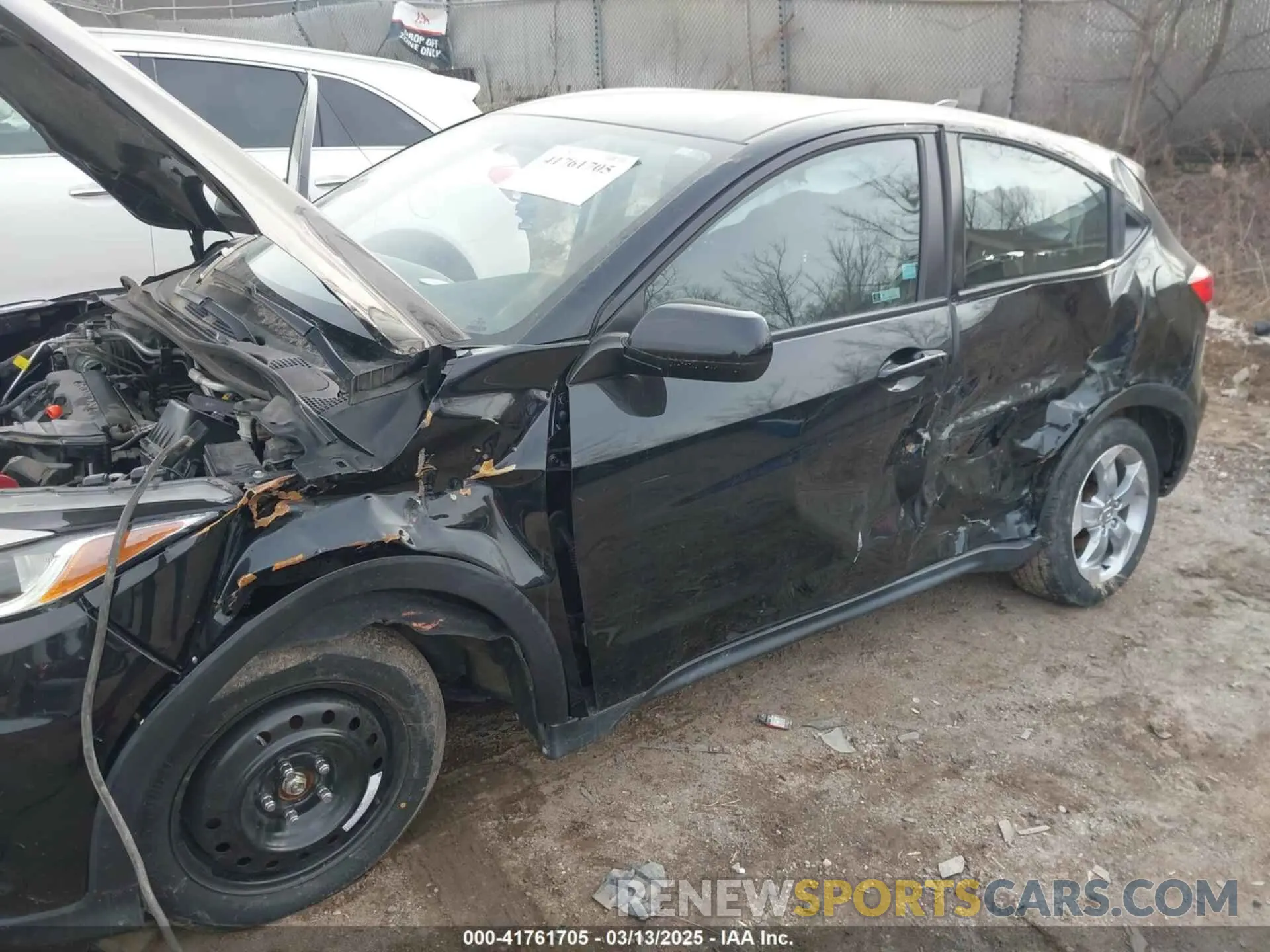 6 fotografías del automóvil dañado 3CZRU6H31KG734040 HONDA HR-V 2019