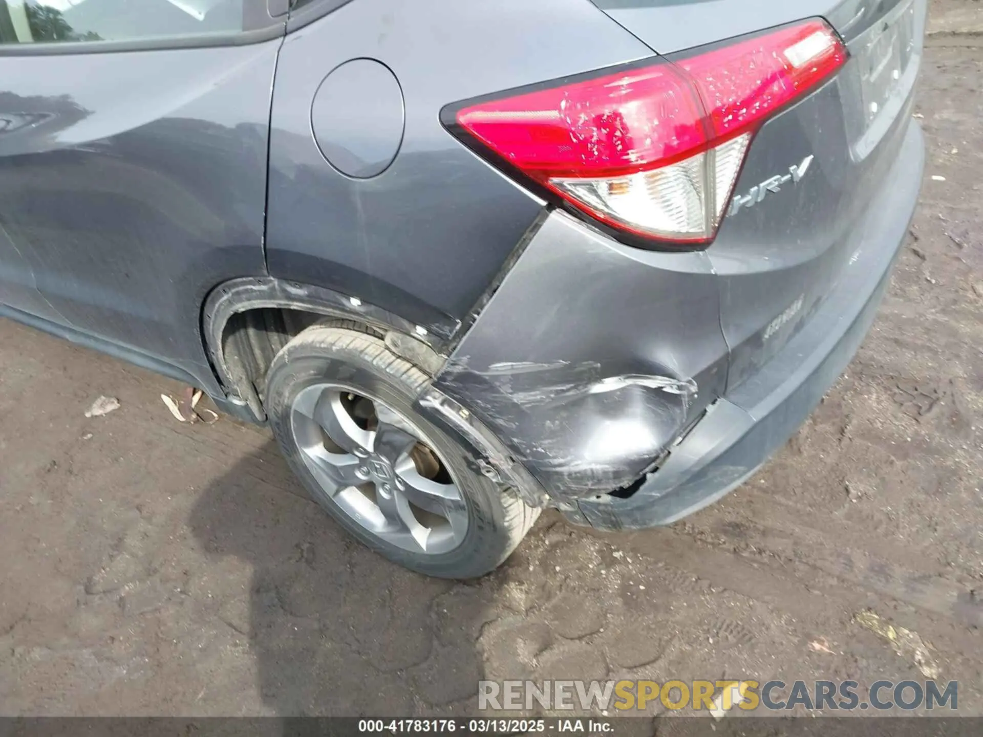 6 fotografías del automóvil dañado 3CZRU6H32KG710054 HONDA HR-V 2019