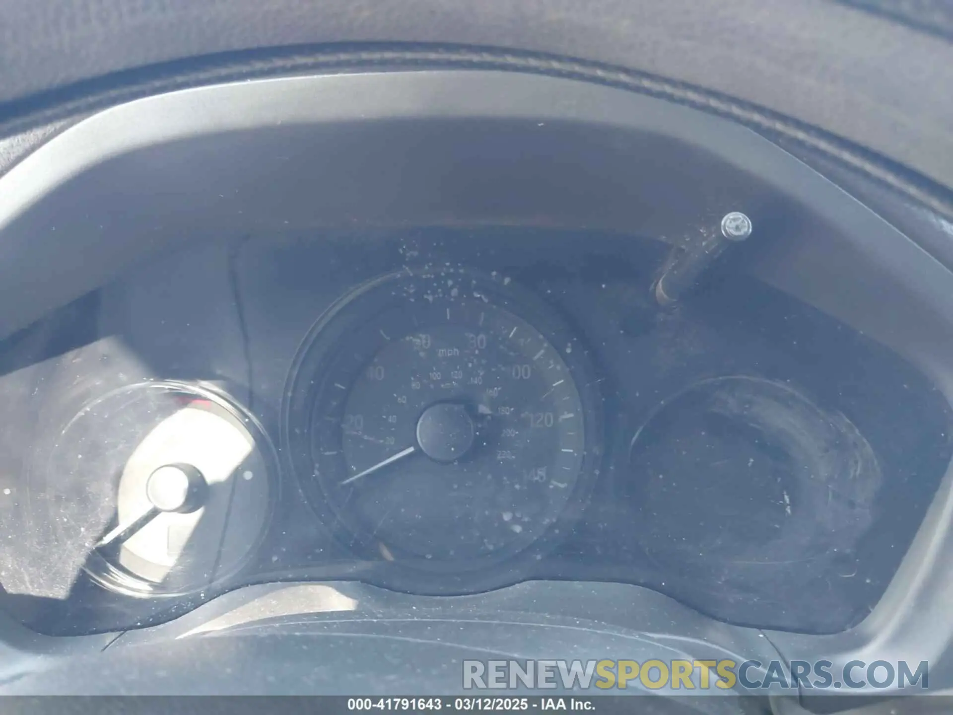 14 fotografías del automóvil dañado 3CZRU6H32KG711625 HONDA HR-V 2019