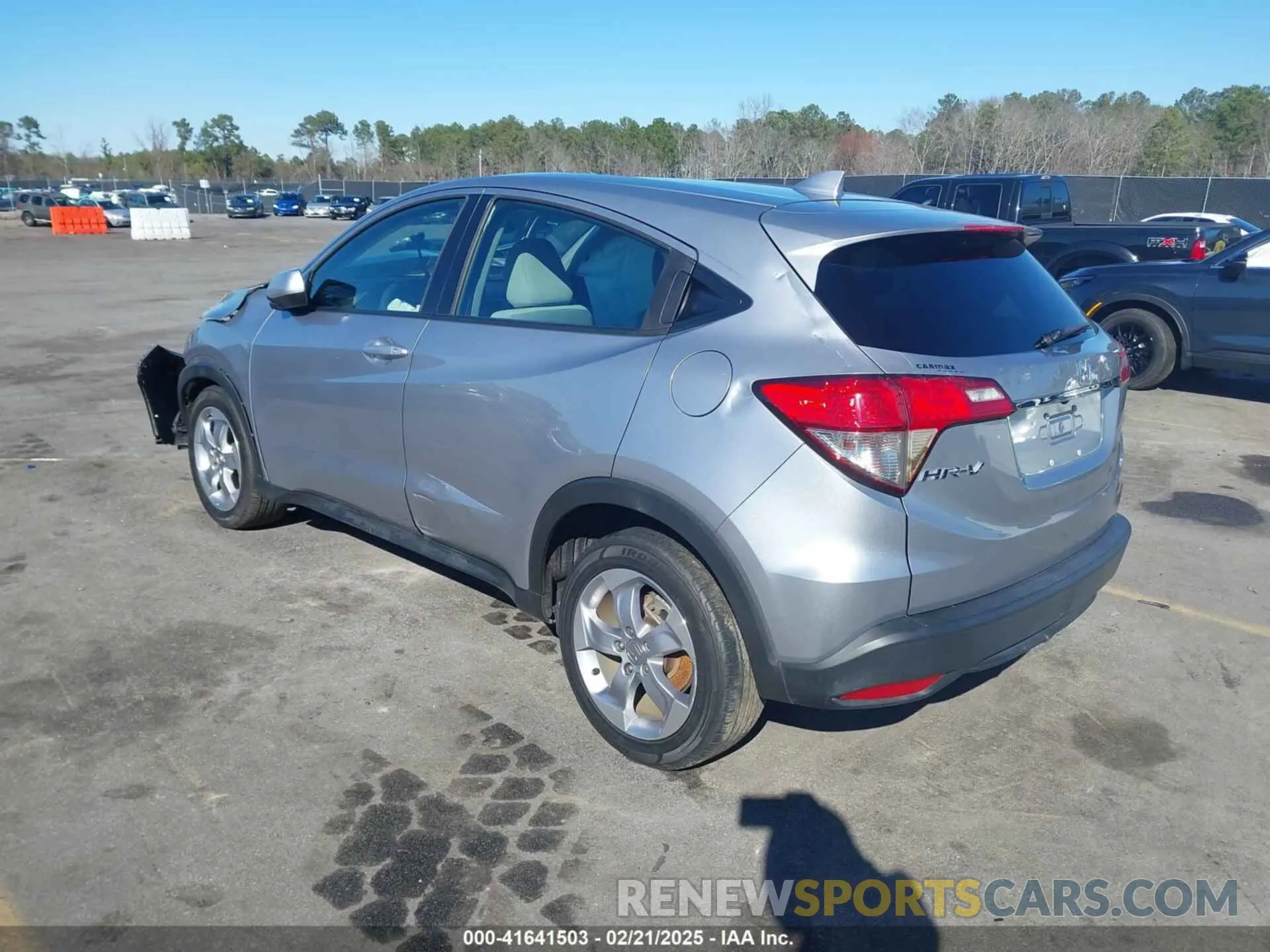 3 fotografías del automóvil dañado 3CZRU6H32KG732412 HONDA HR-V 2019