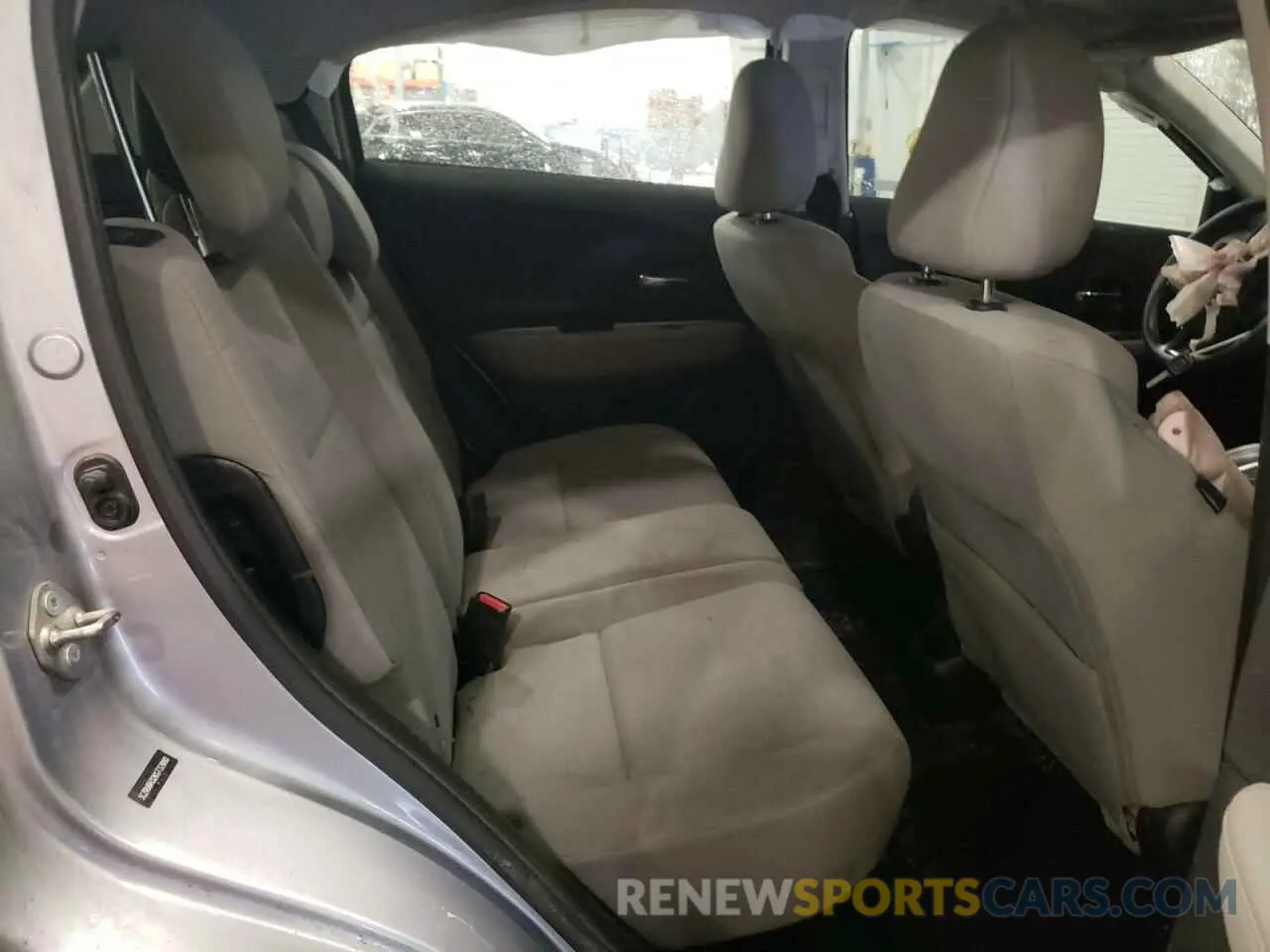 12 fotografías del automóvil dañado 3CZRU6H32KG732880 HONDA HR-V 2019