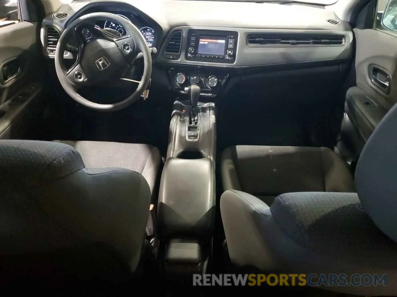 8 fotografías del automóvil dañado 3CZRU6H33KG720351 HONDA HR-V 2019