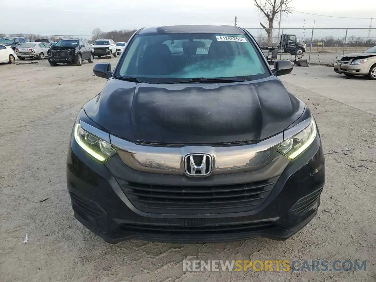 5 fotografías del automóvil dañado 3CZRU6H35KG710596 HONDA HR-V 2019