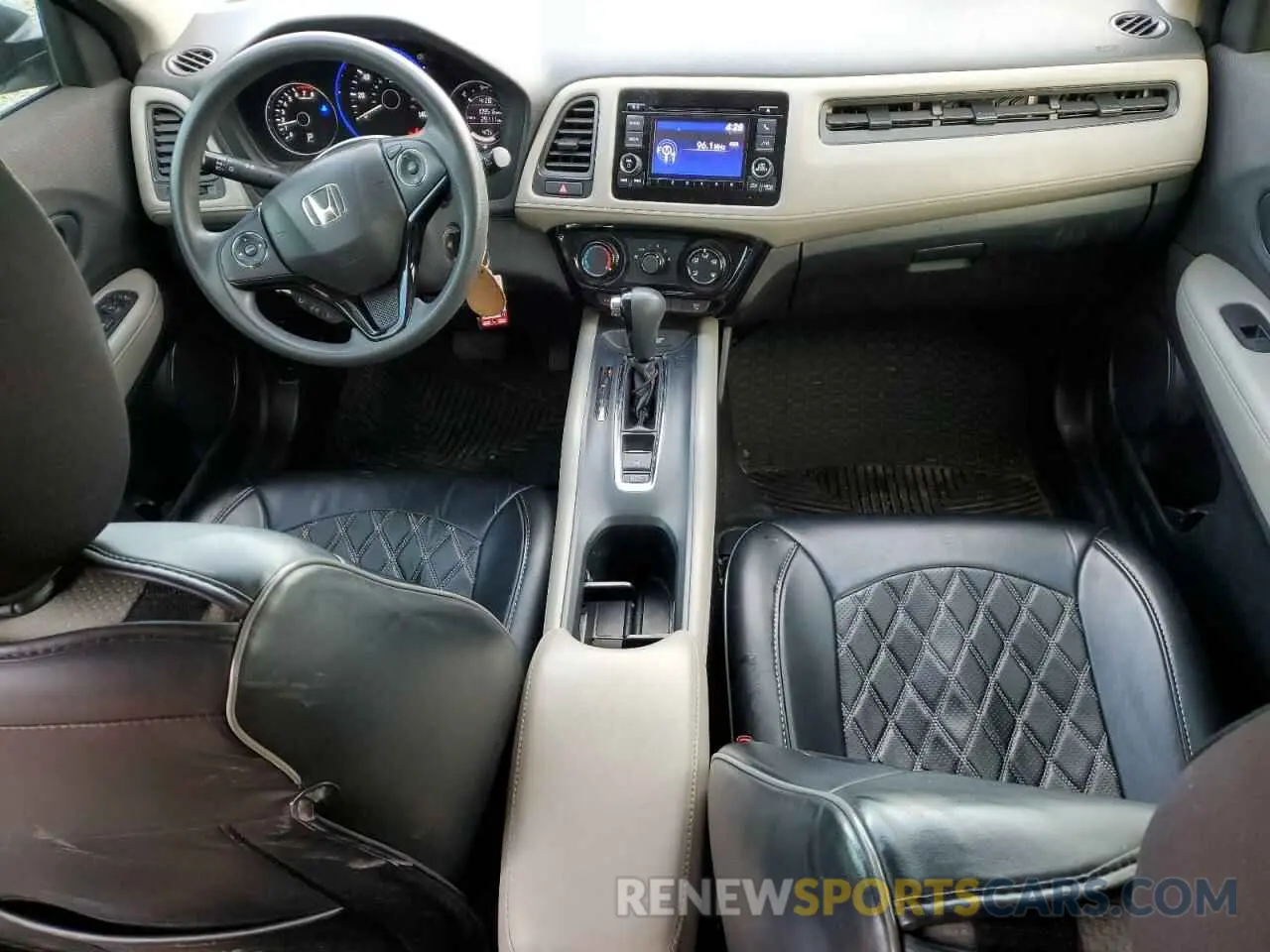 8 fotografías del automóvil dañado 3CZRU6H36KG703351 HONDA HR-V 2019