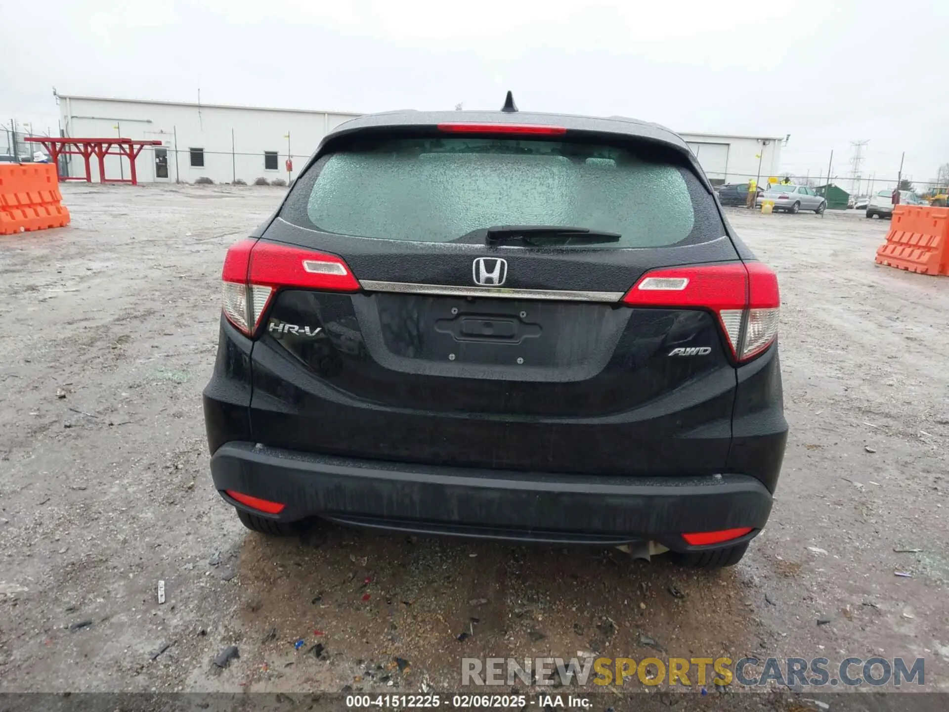 16 fotografías del automóvil dañado 3CZRU6H36KG718867 HONDA HR-V 2019