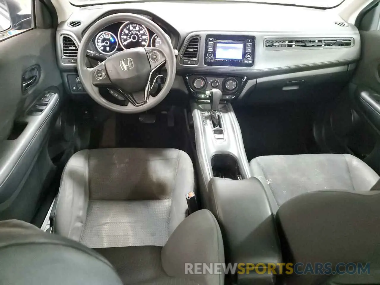 8 fotografías del automóvil dañado 3CZRU6H36KG720666 HONDA HR-V 2019