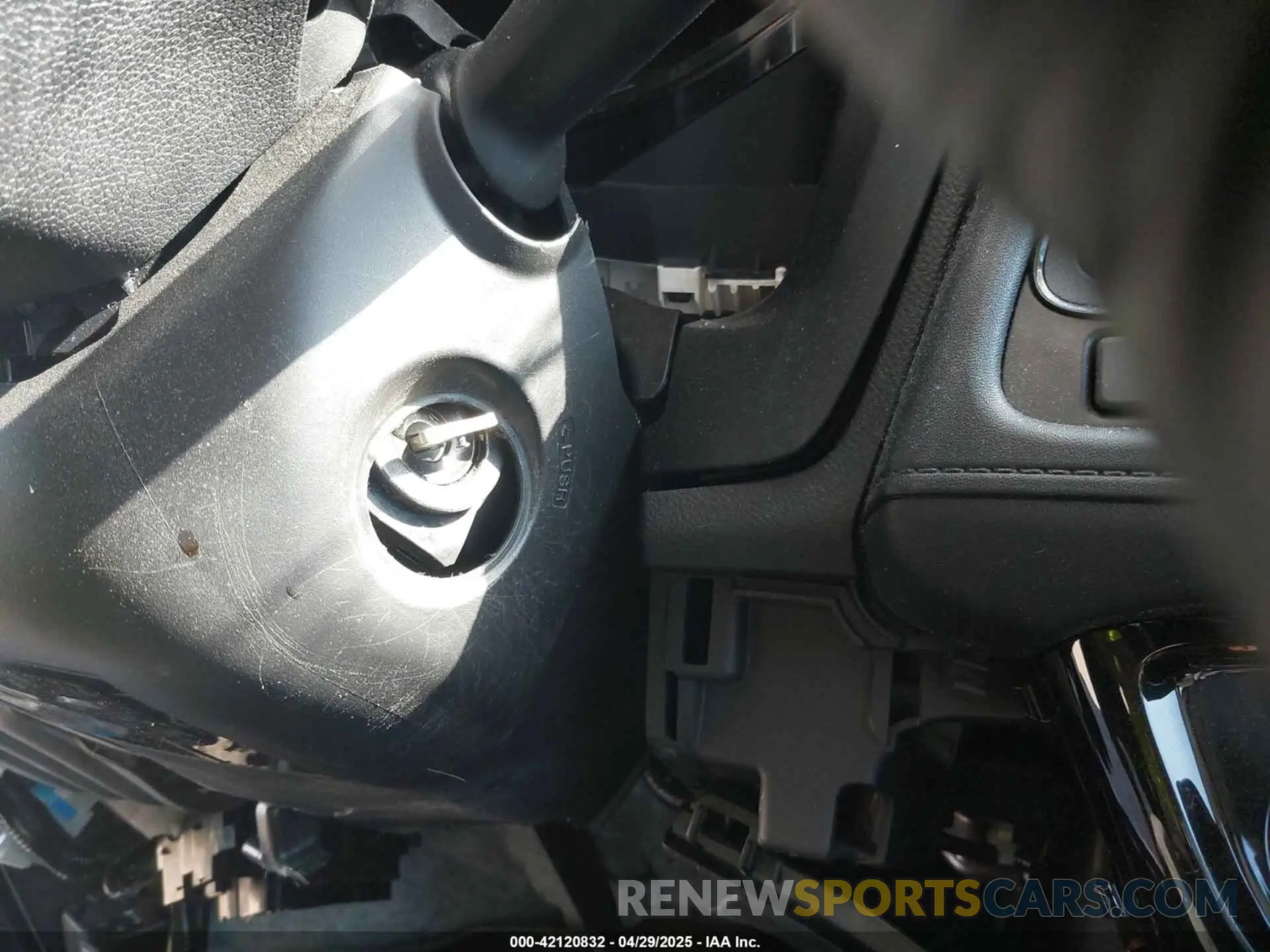 11 fotografías del automóvil dañado 3CZRU6H37KG720353 HONDA HR-V 2019