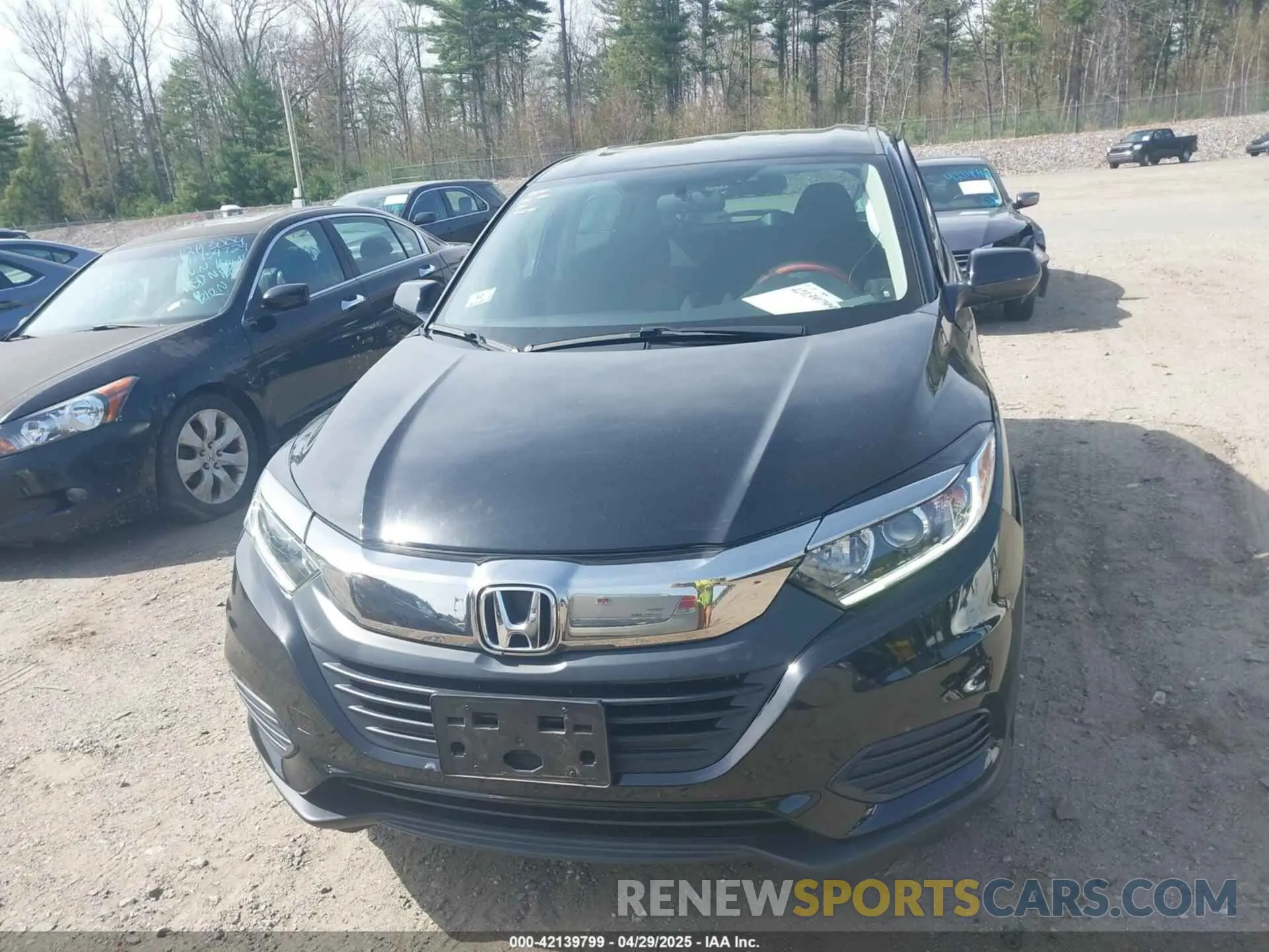 12 fotografías del automóvil dañado 3CZRU6H37KG726234 HONDA HR-V 2019