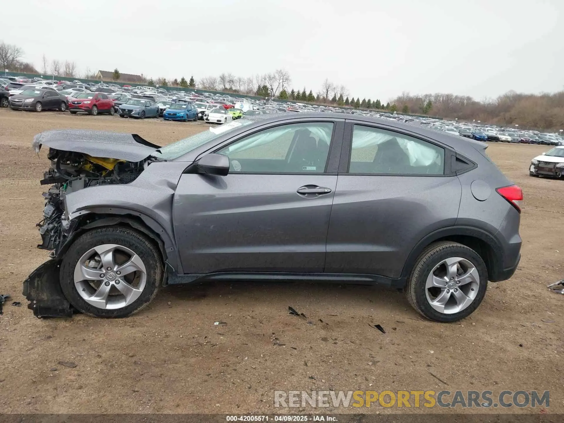 14 fotografías del automóvil dañado 3CZRU6H38KG725044 HONDA HR-V 2019