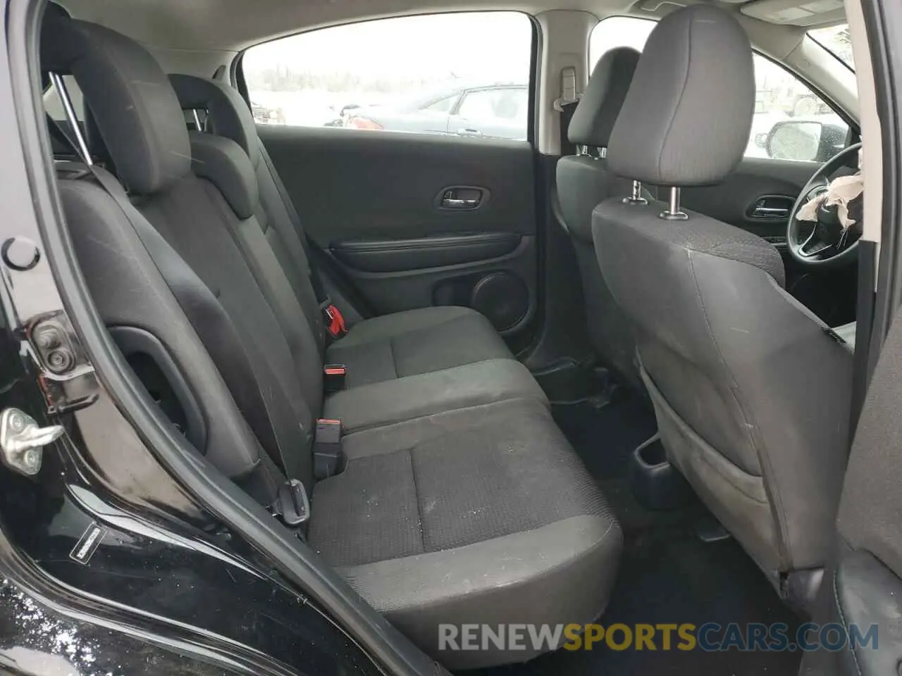 11 fotografías del automóvil dañado 3CZRU6H39KG722038 HONDA HR-V 2019