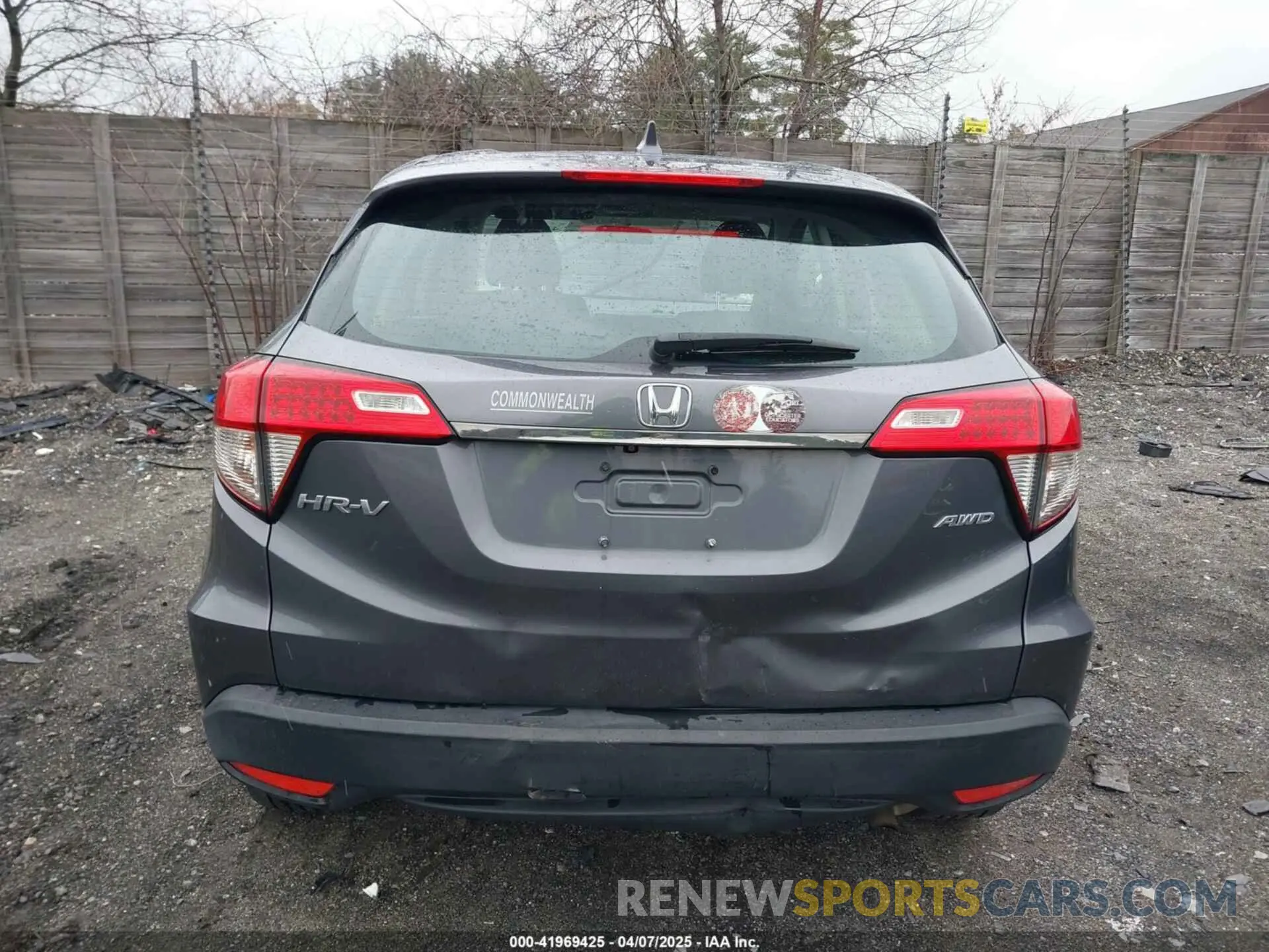 16 fotografías del automóvil dañado 3CZRU6H3XKG712120 HONDA HR-V 2019