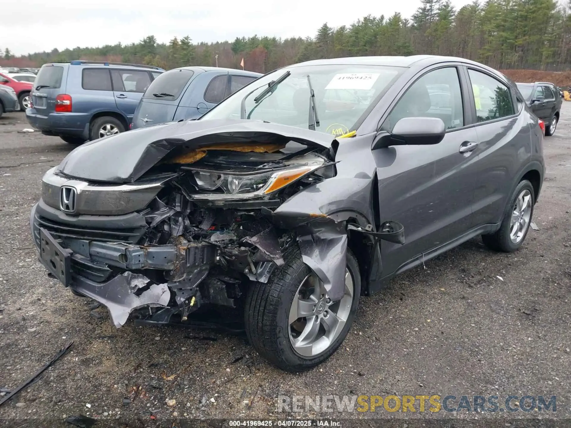 2 fotografías del automóvil dañado 3CZRU6H3XKG712120 HONDA HR-V 2019