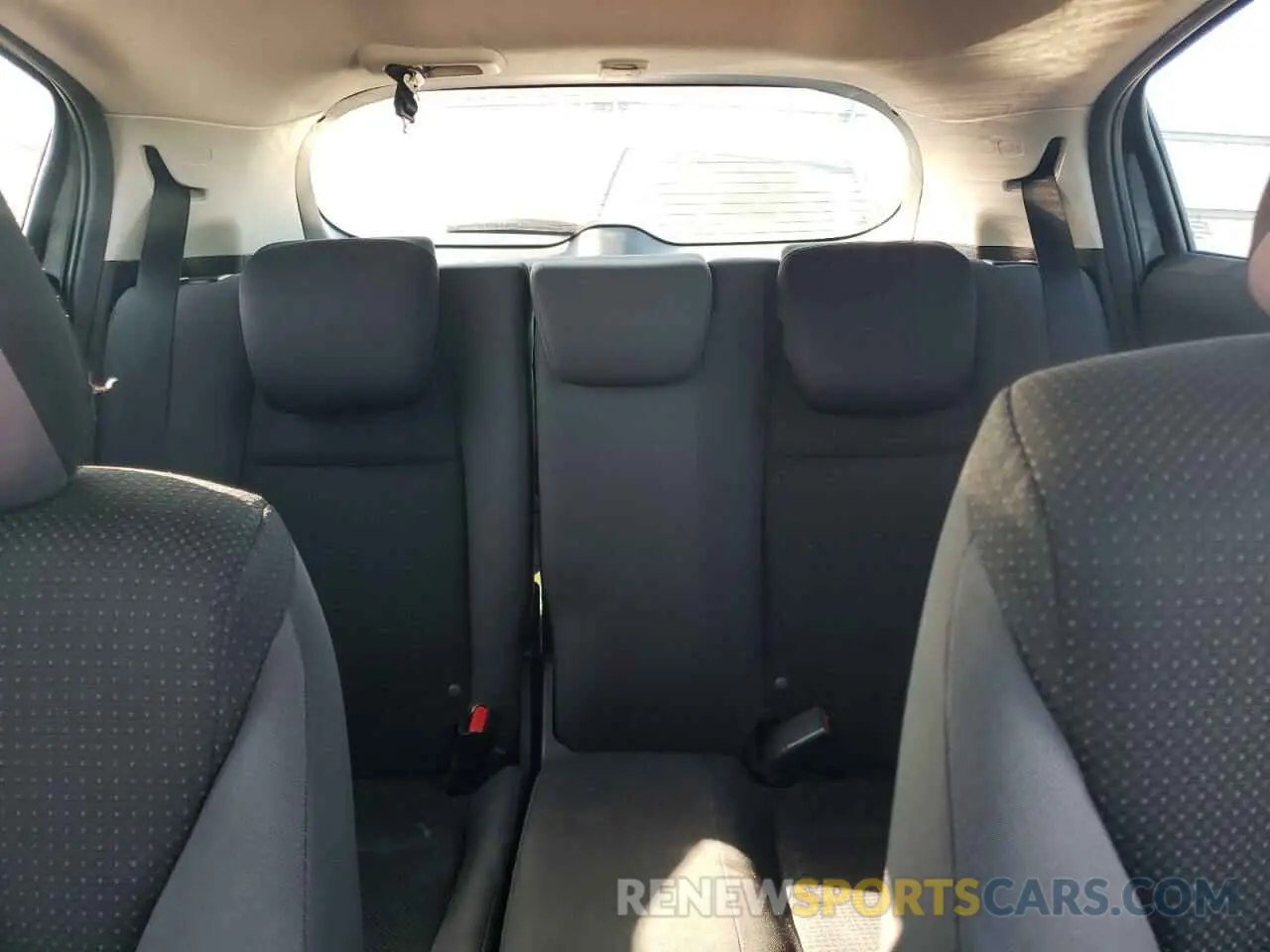 10 fotografías del automóvil dañado 3CZRU6H3XKG732660 HONDA HR-V 2019
