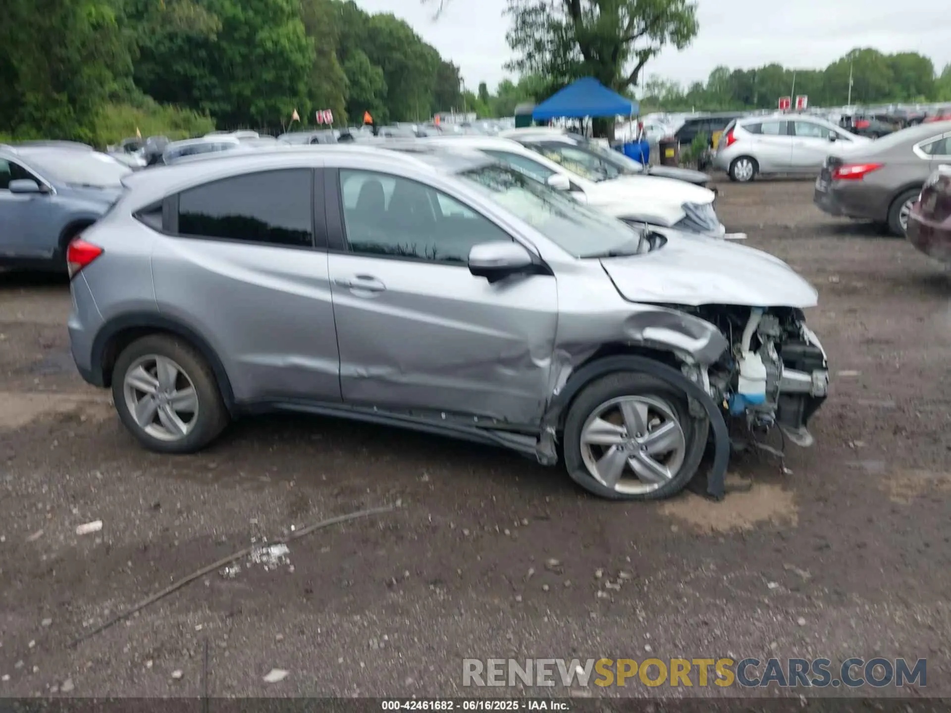 13 fotografías del automóvil dañado 3CZRU6H50KM725915 HONDA HR-V 2019