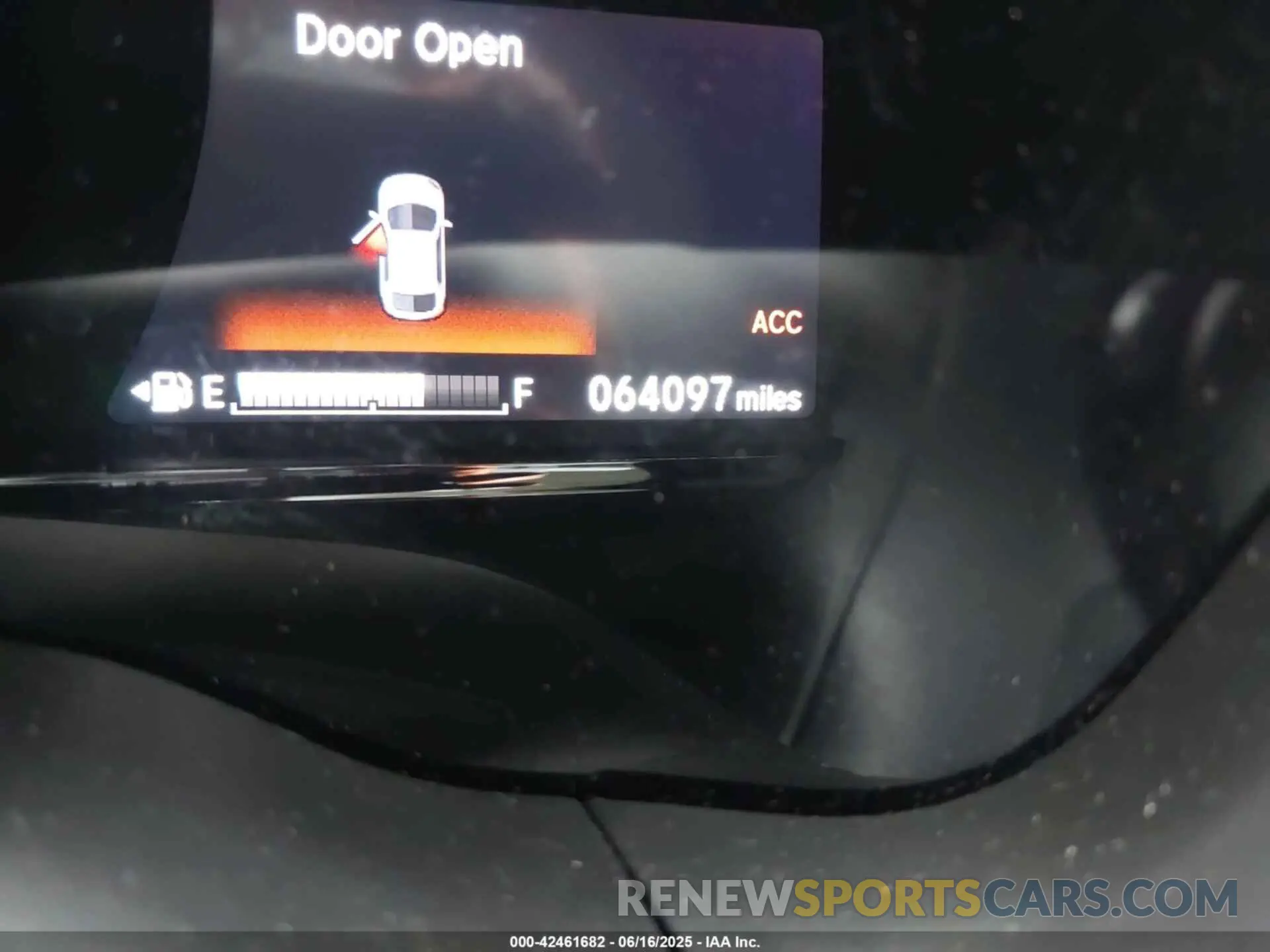 15 fotografías del automóvil dañado 3CZRU6H50KM725915 HONDA HR-V 2019
