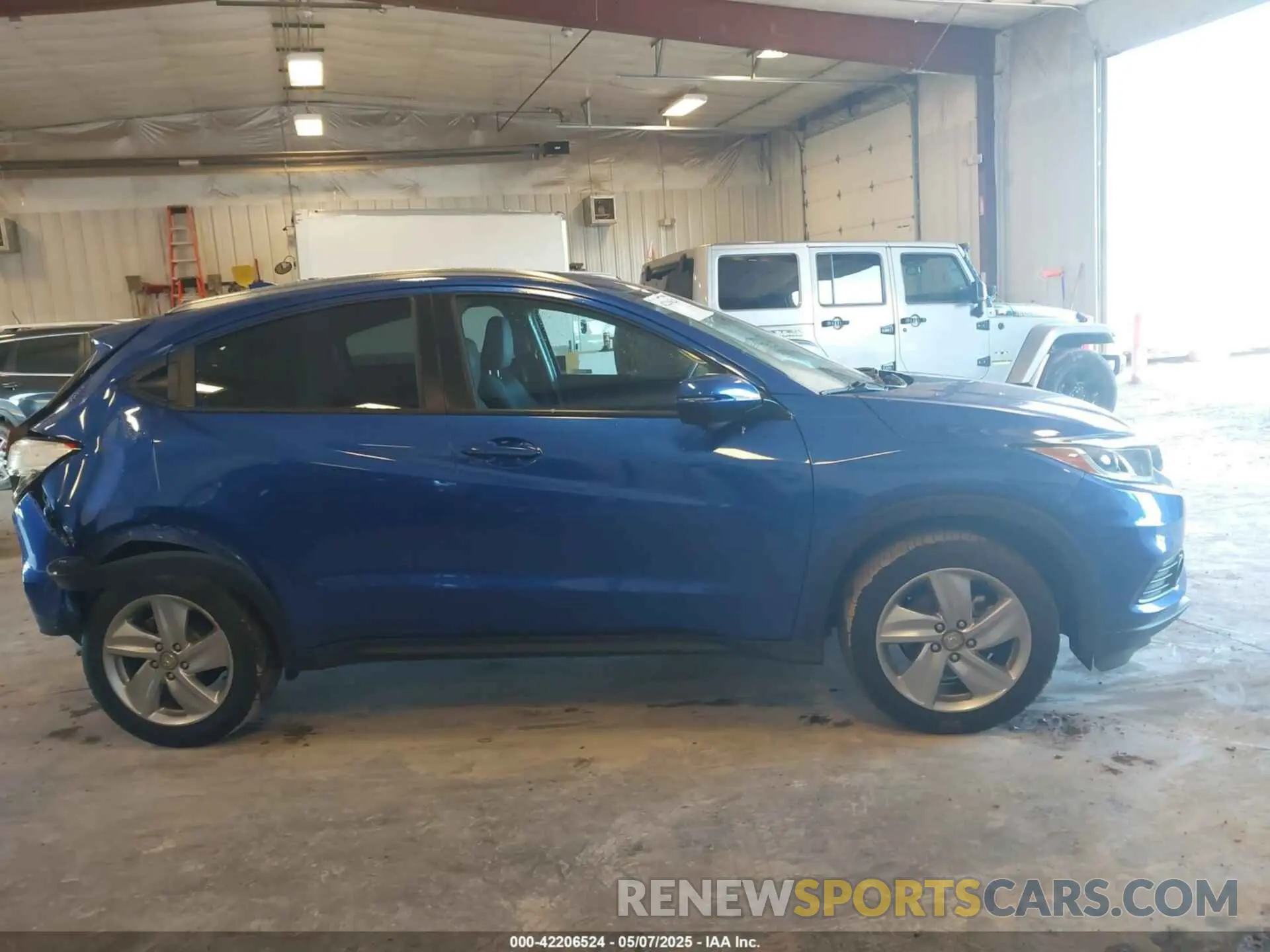 13 fotografías del automóvil dañado 3CZRU6H50KM739507 HONDA HR-V 2019