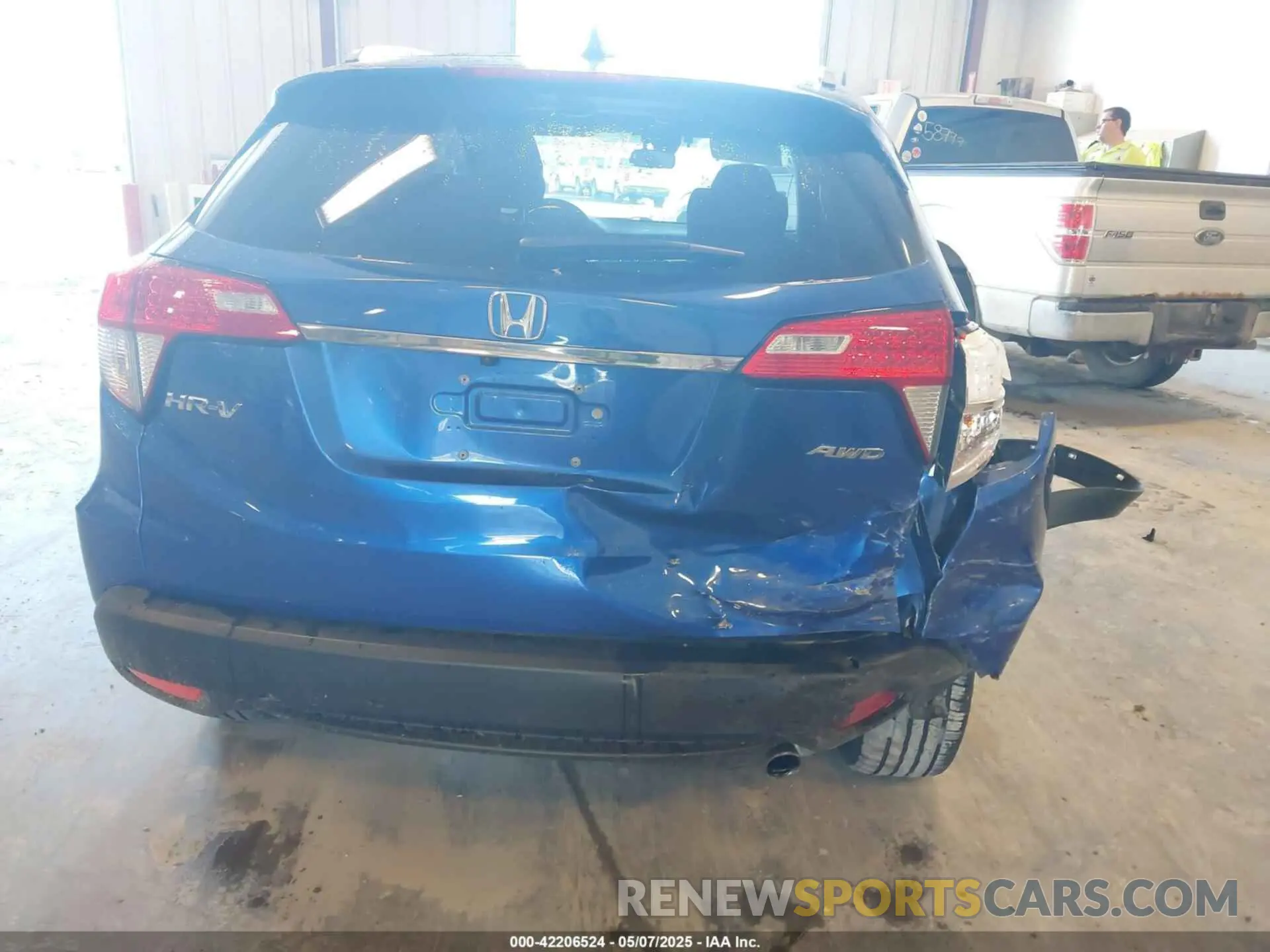 6 fotografías del automóvil dañado 3CZRU6H50KM739507 HONDA HR-V 2019
