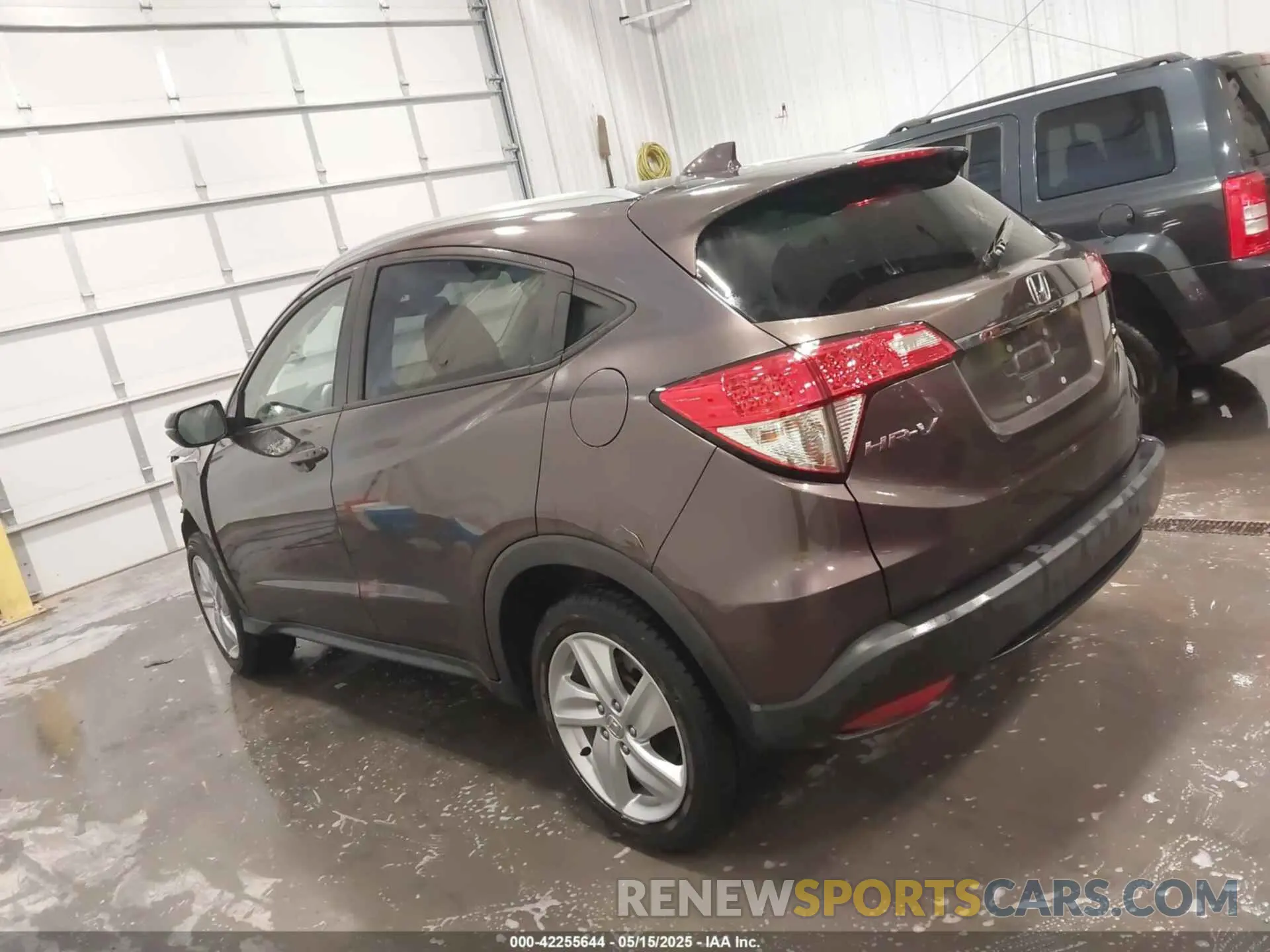 15 fotografías del automóvil dañado 3CZRU6H51KM731531 HONDA HR-V 2019