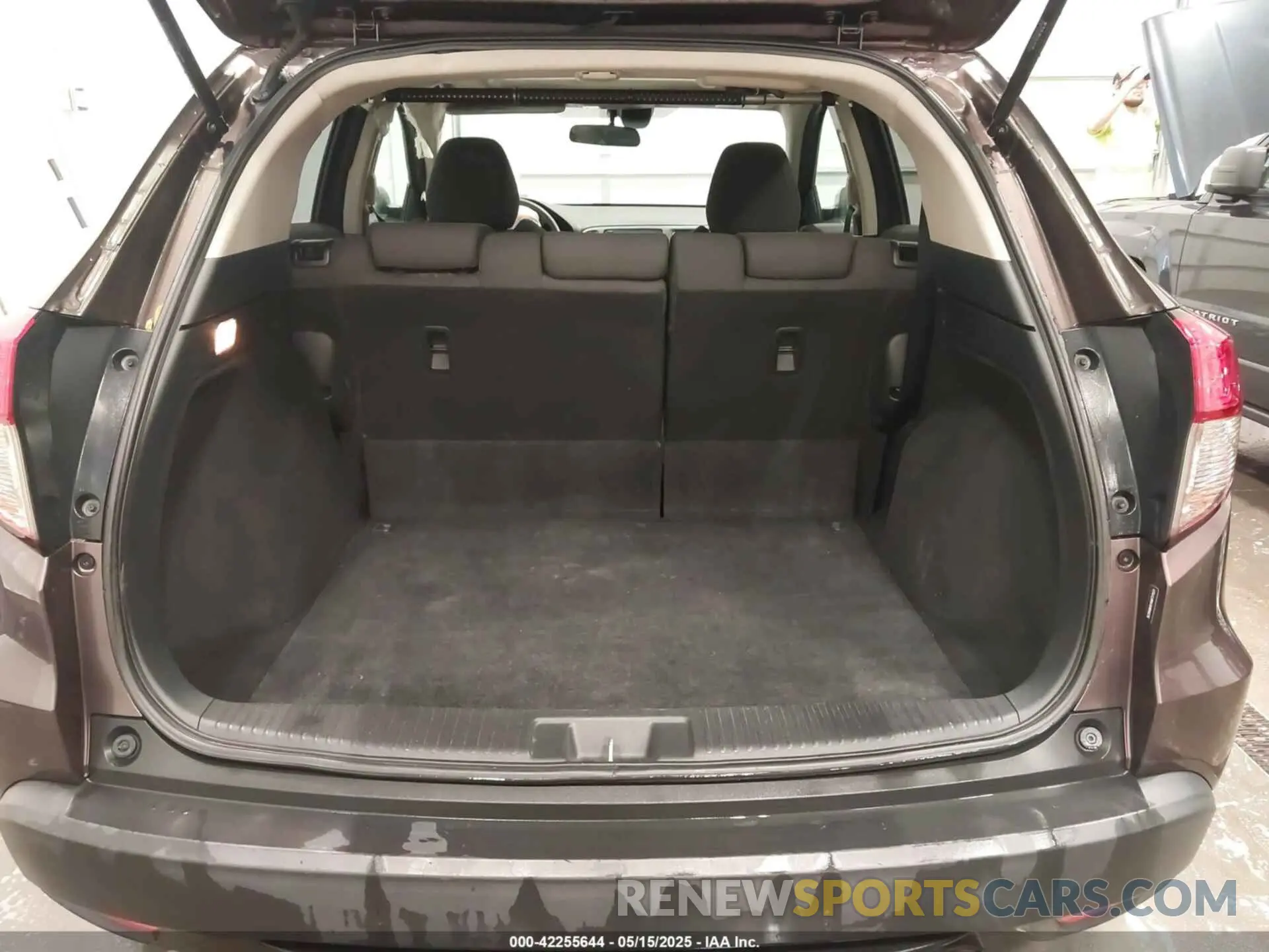 18 fotografías del automóvil dañado 3CZRU6H51KM731531 HONDA HR-V 2019