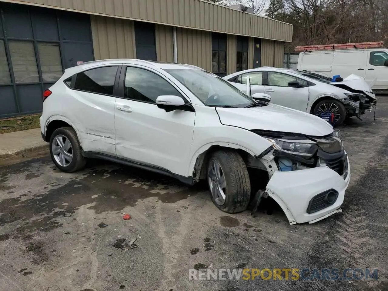 4 fotografías del automóvil dañado 3CZRU6H53KM706971 HONDA HR-V 2019