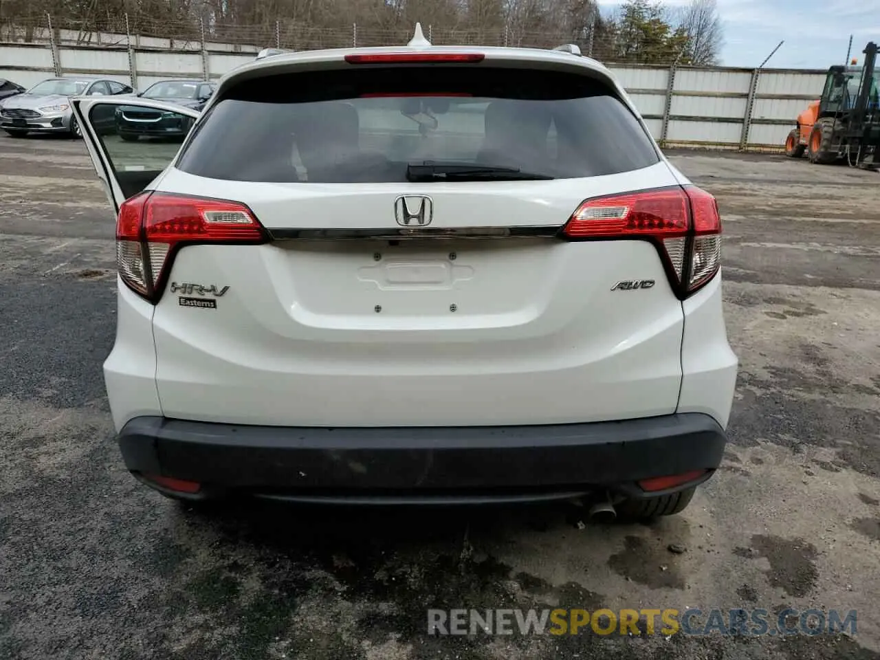 6 fotografías del automóvil dañado 3CZRU6H53KM706971 HONDA HR-V 2019