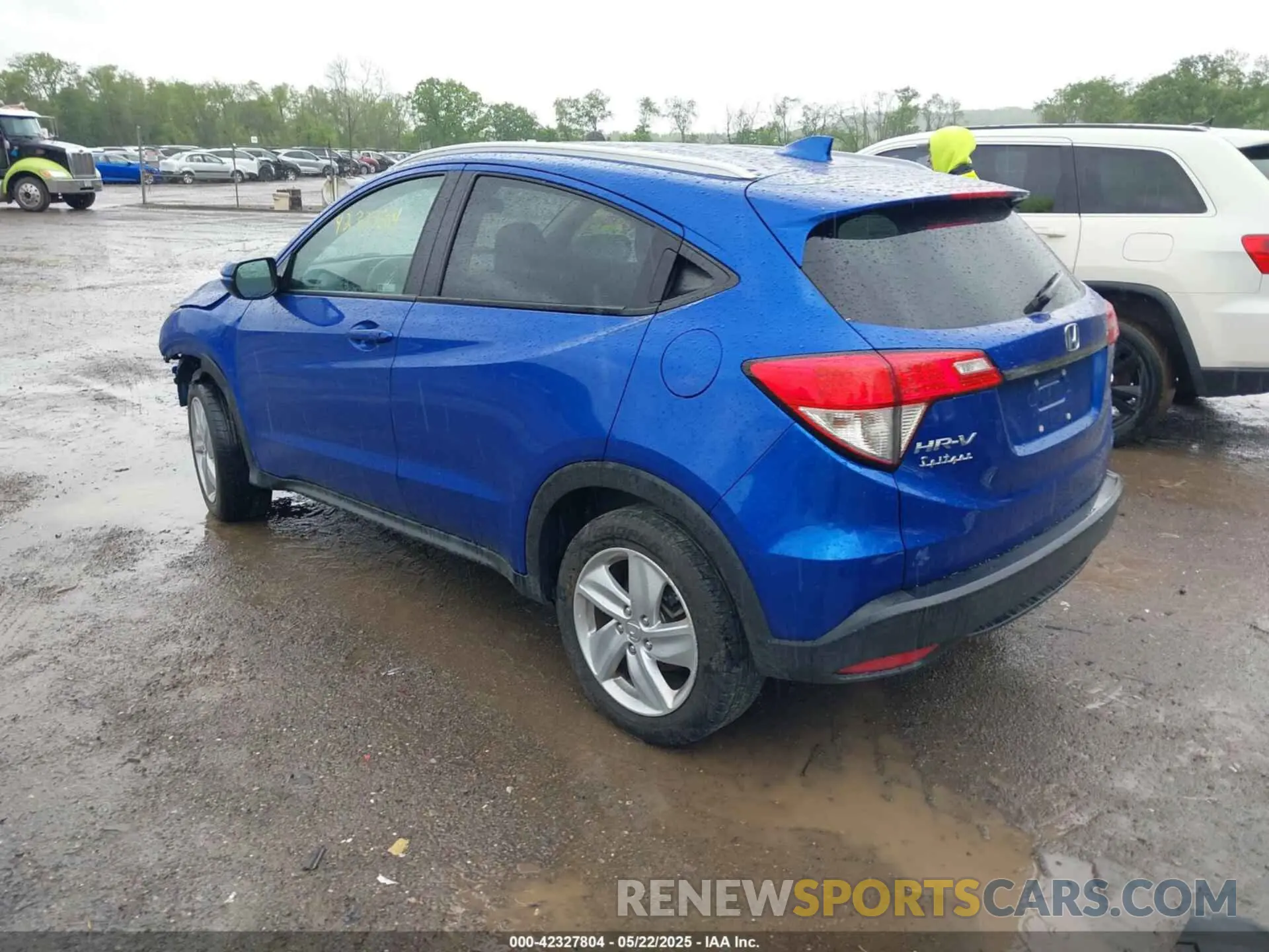 3 fotografías del automóvil dañado 3CZRU6H53KM709725 HONDA HR-V 2019