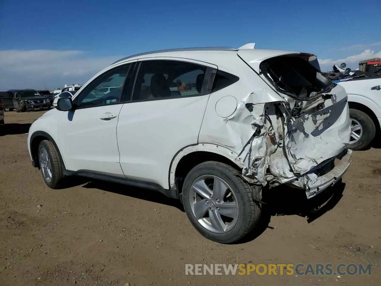 2 fotografías del automóvil dañado 3CZRU6H53KM718604 HONDA HR-V 2019