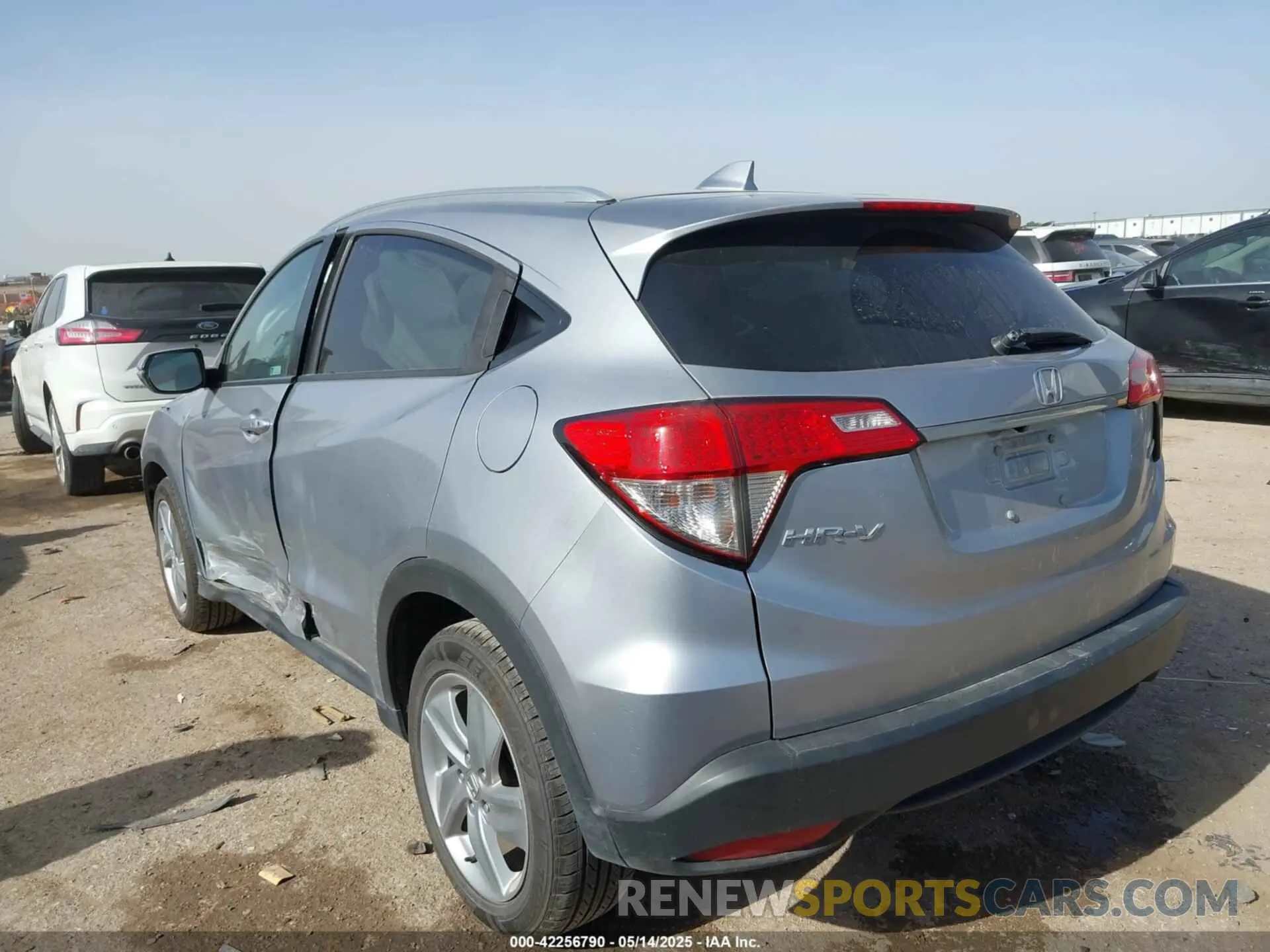 3 fotografías del automóvil dañado 3CZRU6H53KM733846 HONDA HR-V 2019