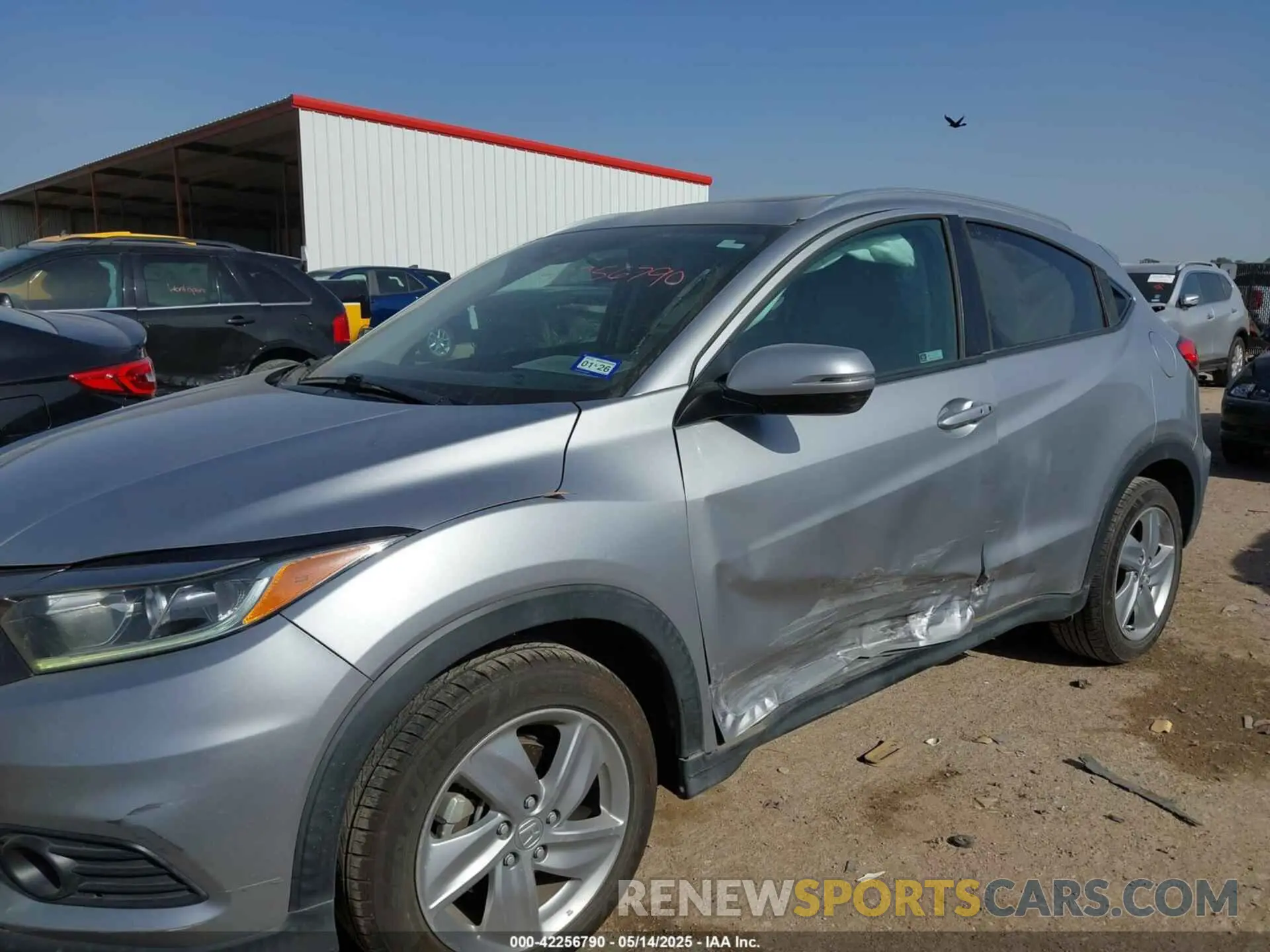 6 fotografías del automóvil dañado 3CZRU6H53KM733846 HONDA HR-V 2019