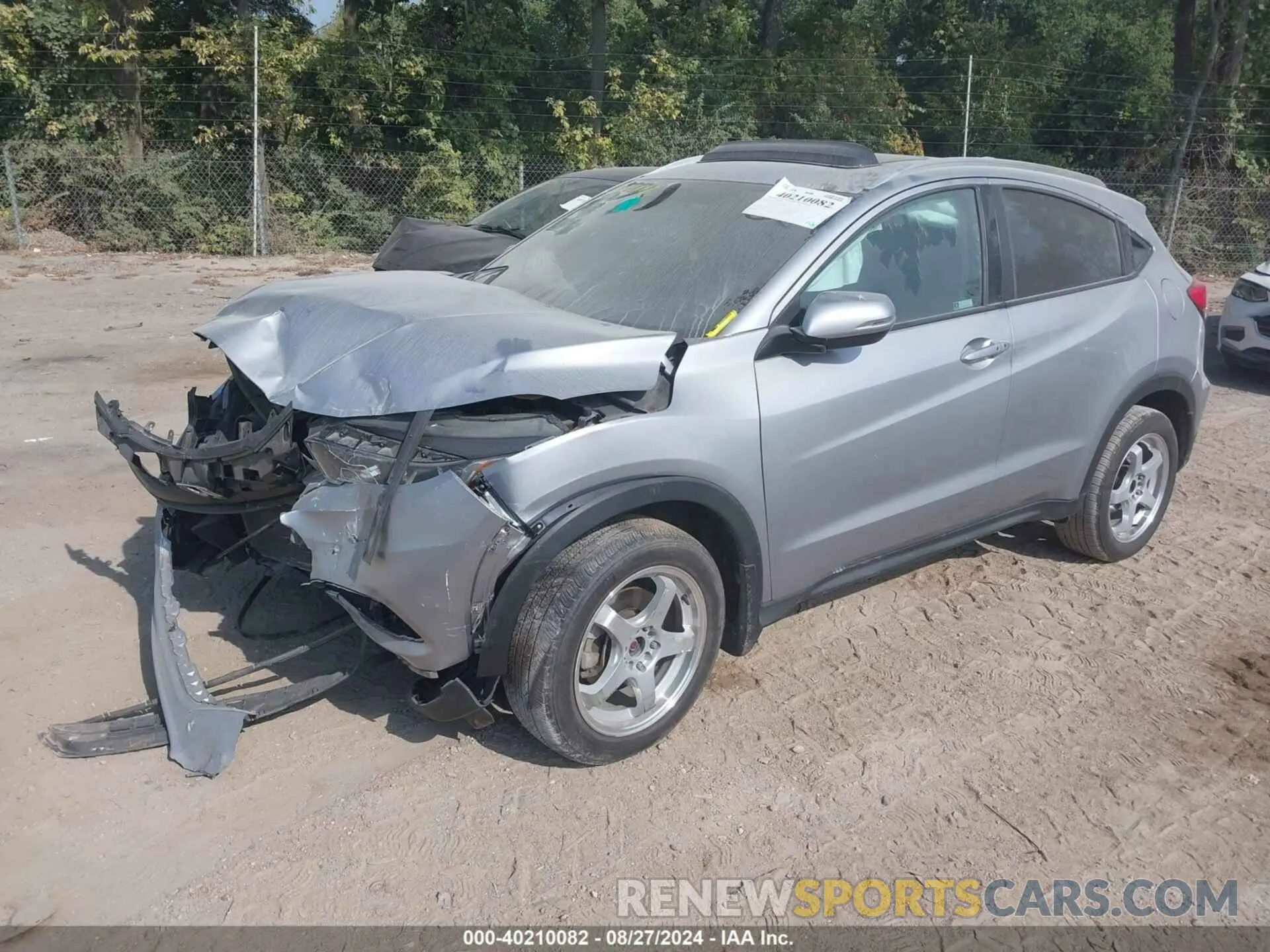 2 fotografías del automóvil dañado 3CZRU6H53KM735824 HONDA HR-V 2019