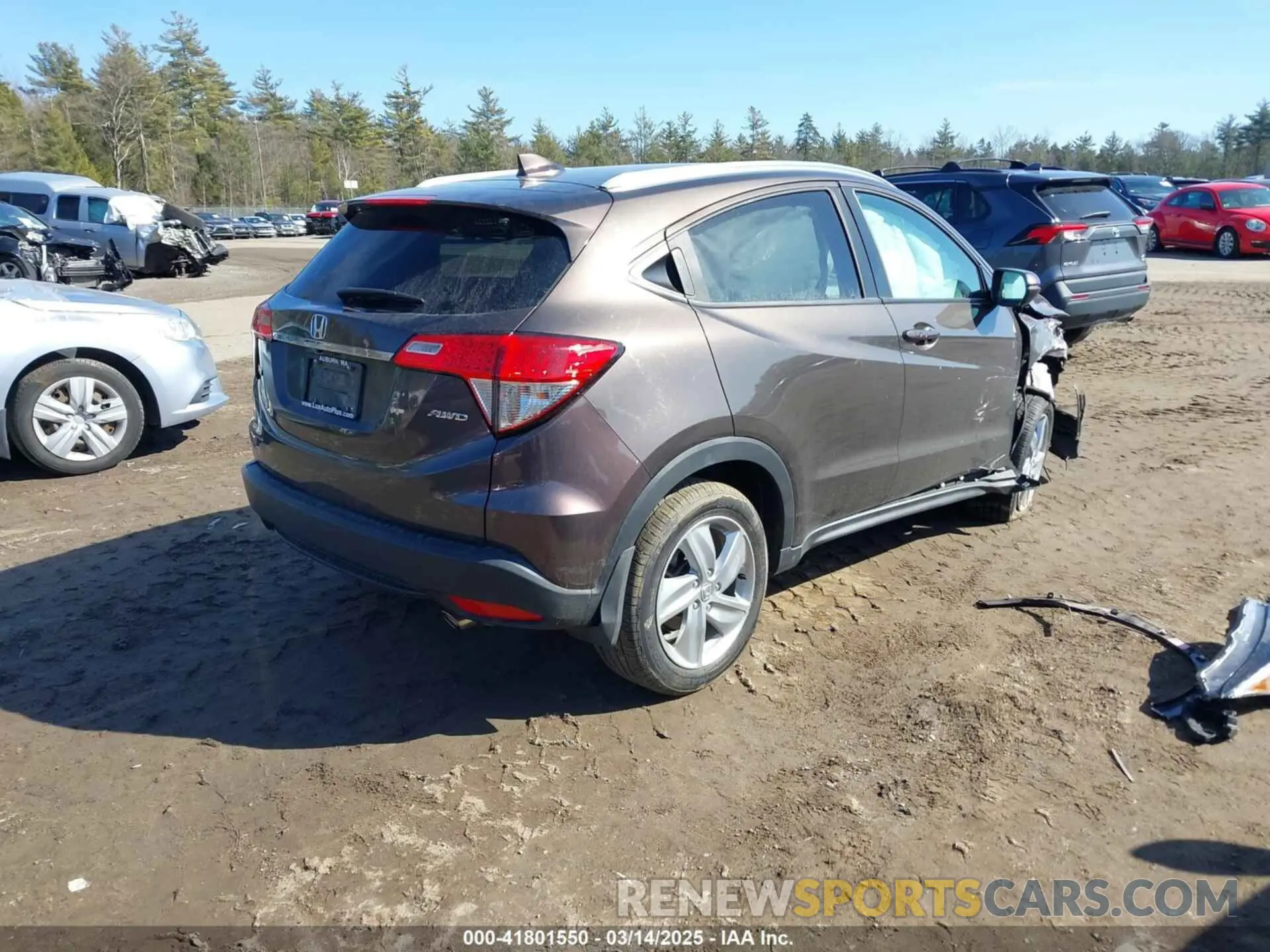 4 fotografías del automóvil dañado 3CZRU6H53KM736438 HONDA HR-V 2019