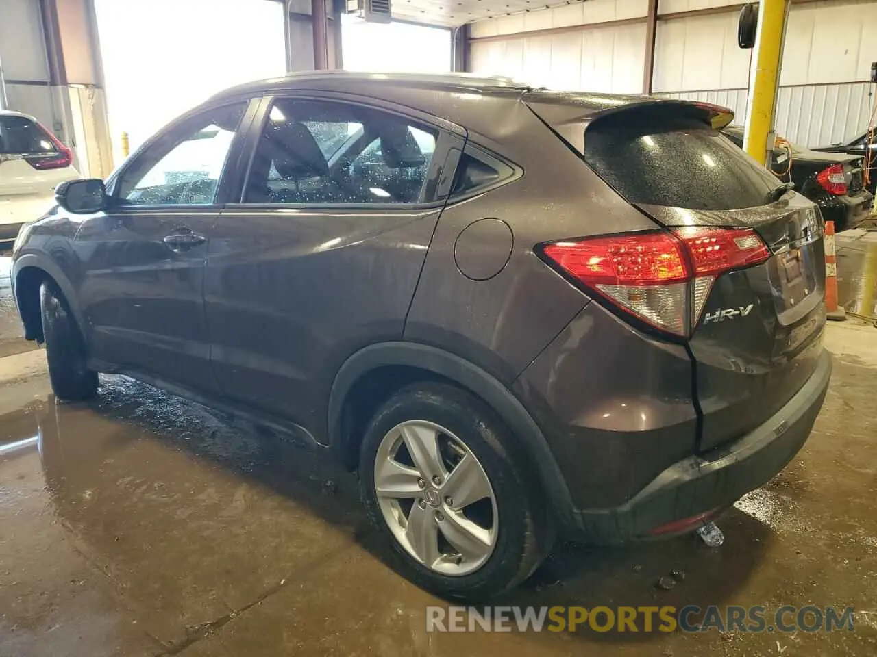 2 fotografías del automóvil dañado 3CZRU6H54KM728929 HONDA HR-V 2019