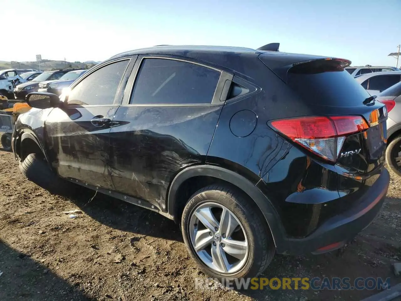 2 fotografías del automóvil dañado 3CZRU6H55KM709287 HONDA HR-V 2019