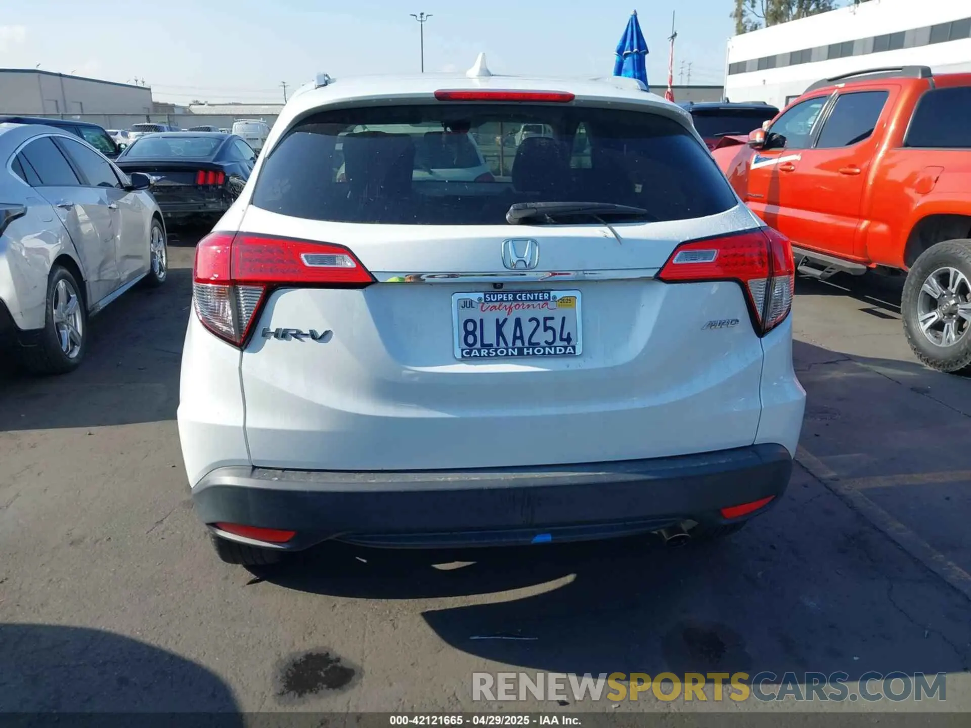 16 fotografías del automóvil dañado 3CZRU6H55KM726364 HONDA HR-V 2019