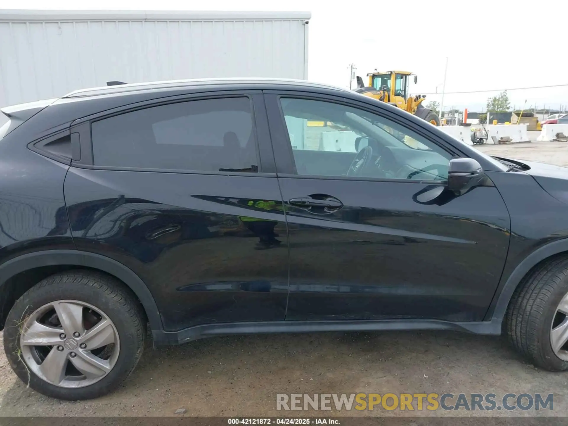 13 fotografías del automóvil dañado 3CZRU6H56KM719942 HONDA HR-V 2019