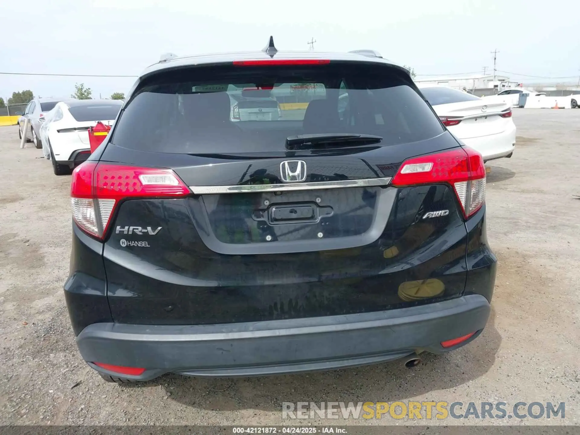 16 fotografías del automóvil dañado 3CZRU6H56KM719942 HONDA HR-V 2019