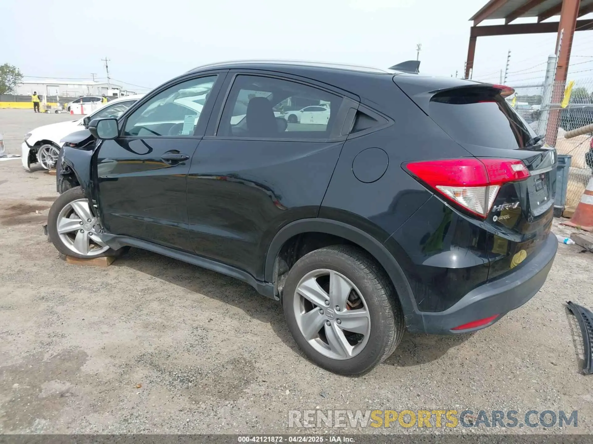 3 fotografías del automóvil dañado 3CZRU6H56KM719942 HONDA HR-V 2019