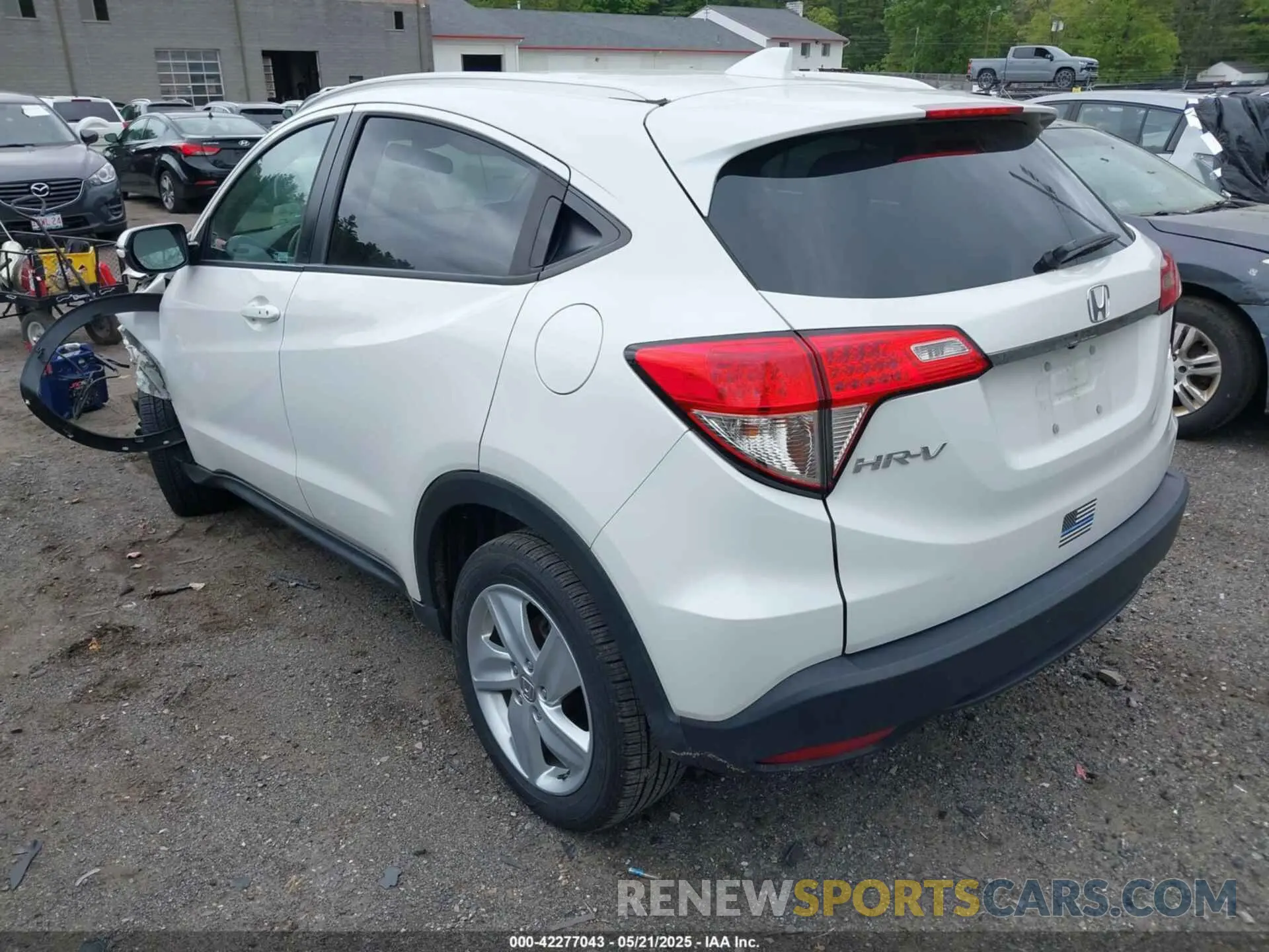 3 fotografías del automóvil dañado 3CZRU6H56KM727989 HONDA HR-V 2019